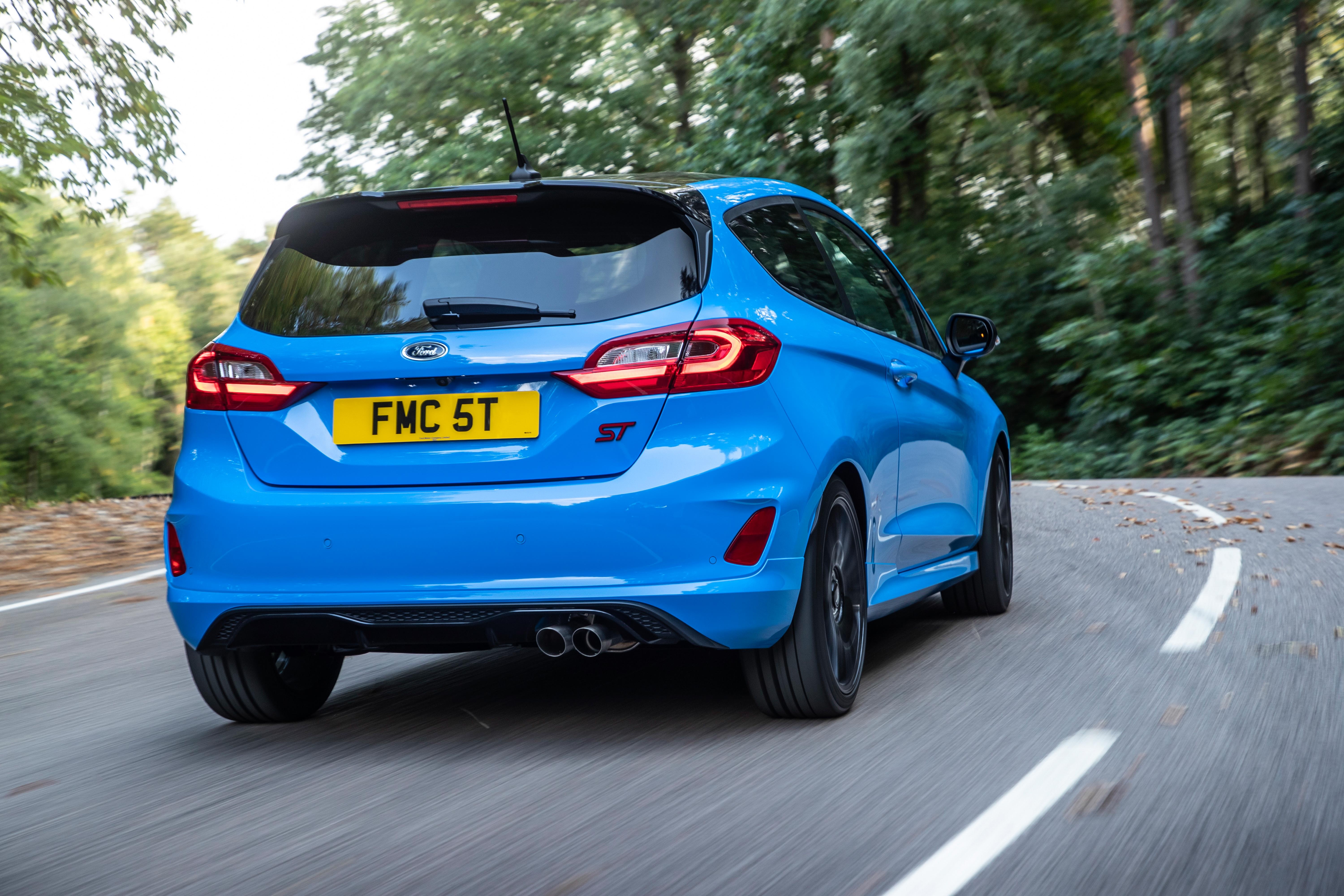 Ford Fiesta ST 2021 được ra mắt ảnh 2 Ford Fiesta ST 2021 duoc ra mat anh 2