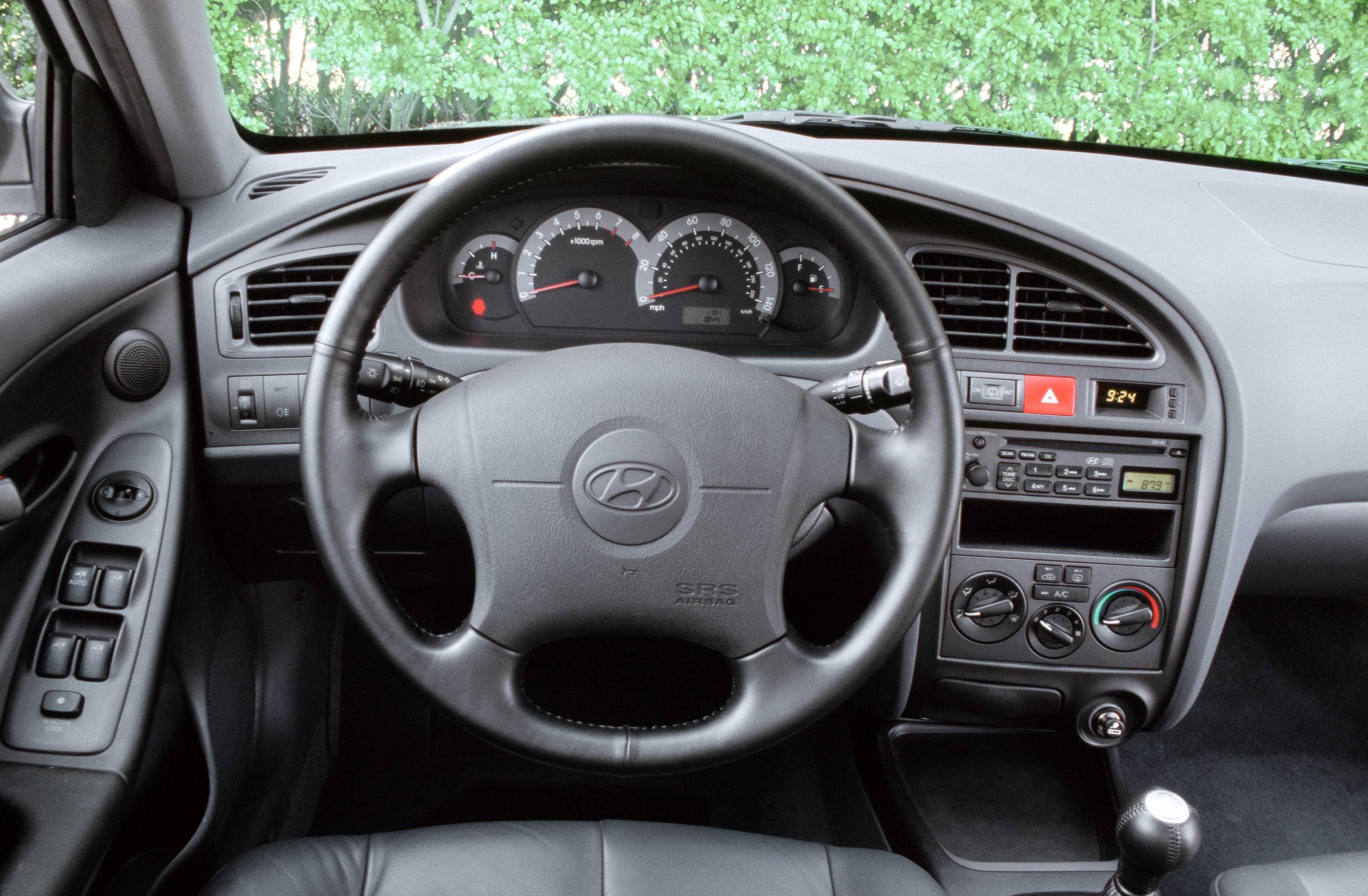 7 thế hệ của Hyundai Elantra ảnh 12 7 the he cua Hyundai Elantra anh 12