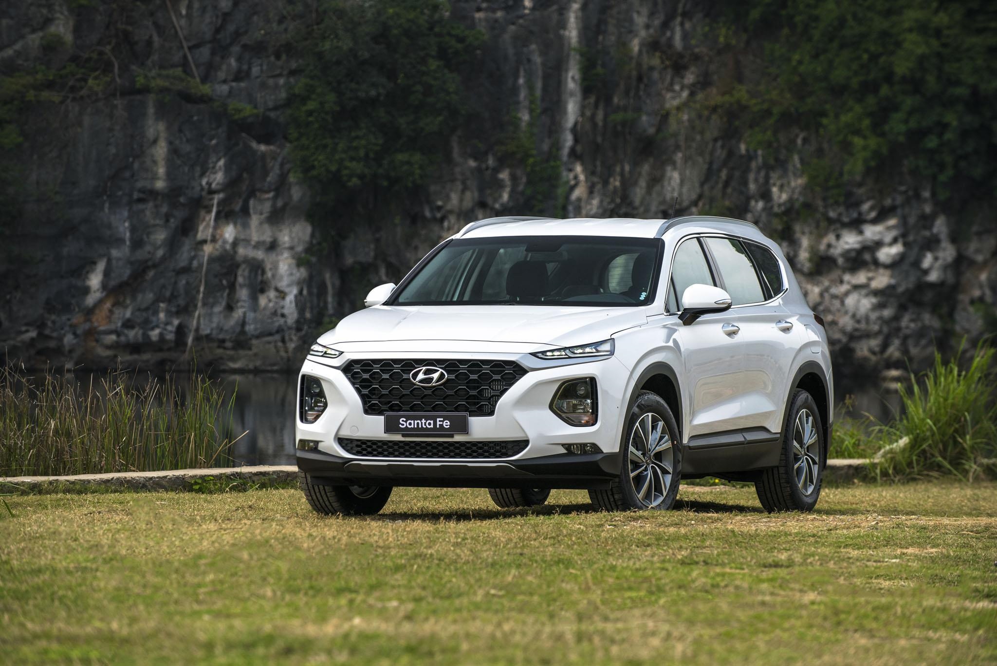 Hyundai Santa Fe ban chay nhat nhom SUV 7 cho trong thang 9 anh 2