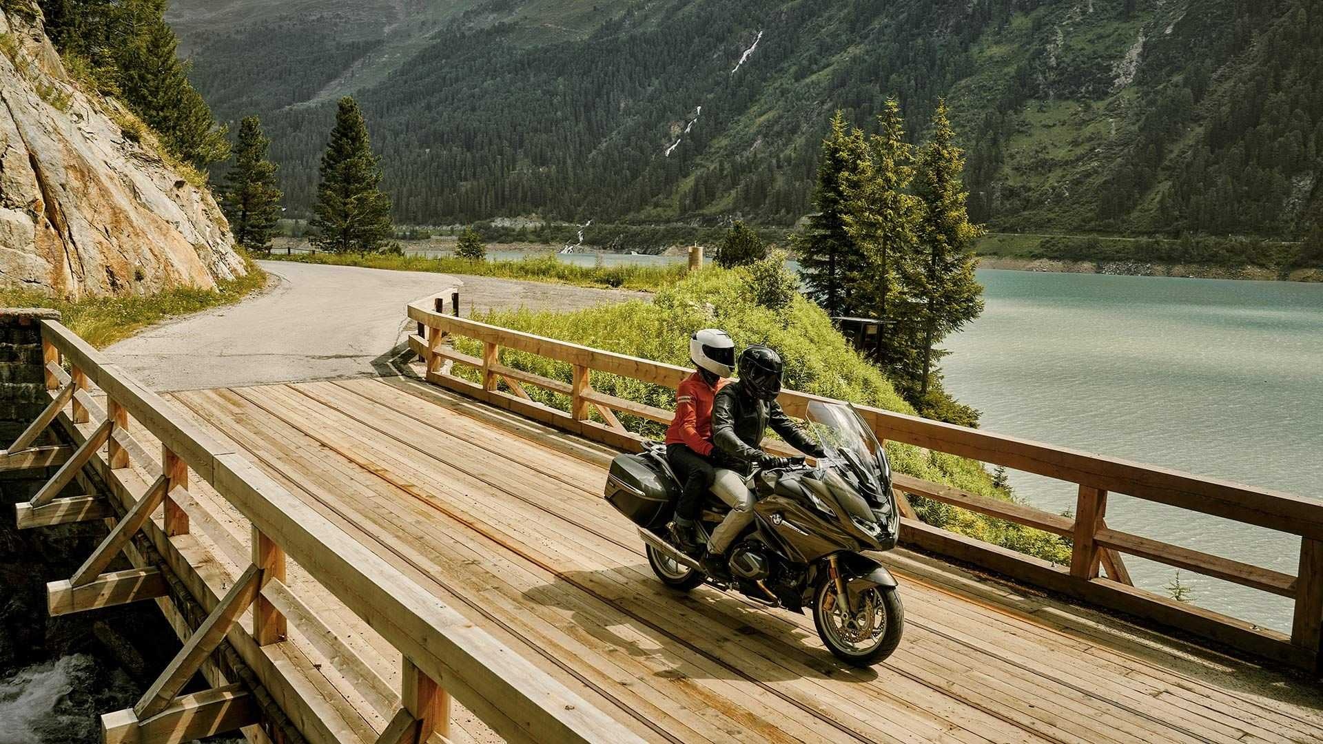 BMW R 1250 RT 2021 duoc ra mat anh 9