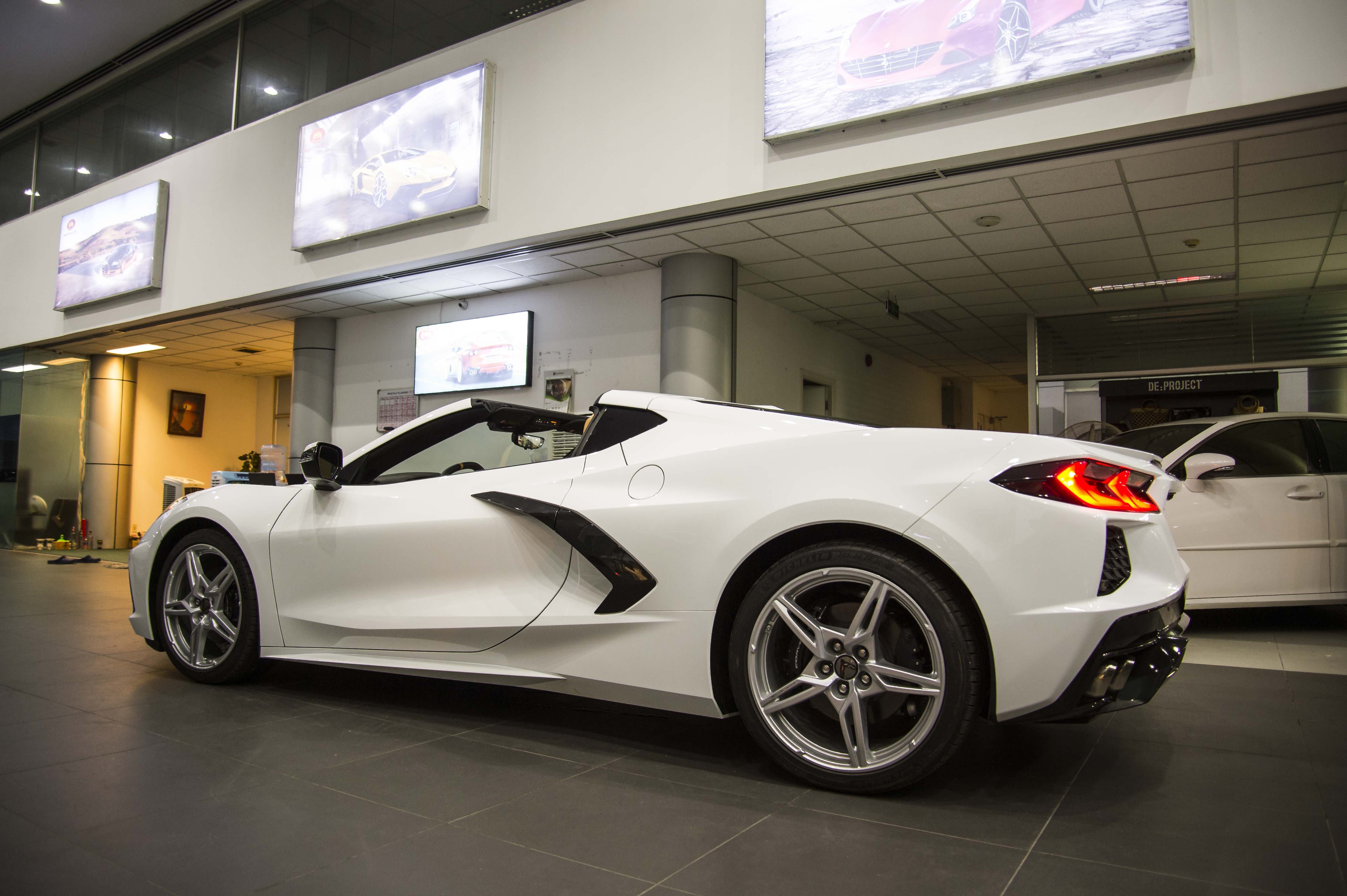 Chi tiet Chevrolet Corvette C8 dau tien tai Viet Nam anh 29