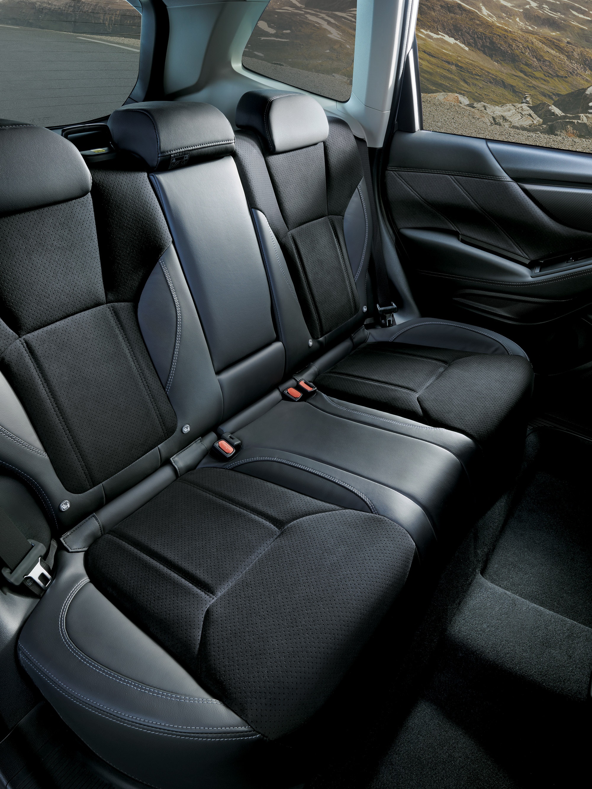 Subaru Forester có thêm động cơ tăng áp 1.8L ảnh 10 Subaru Forester co them dong co tang ap 1.8L anh 10
