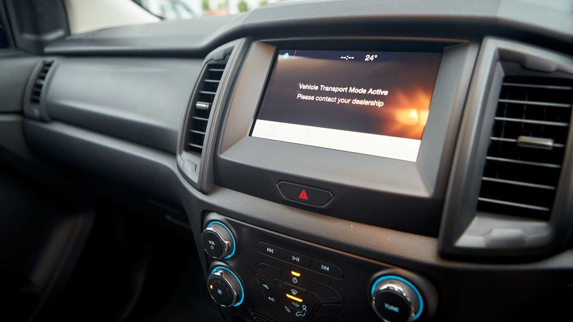 Ford Ranger facelift 2021 duoc ra mat anh 13