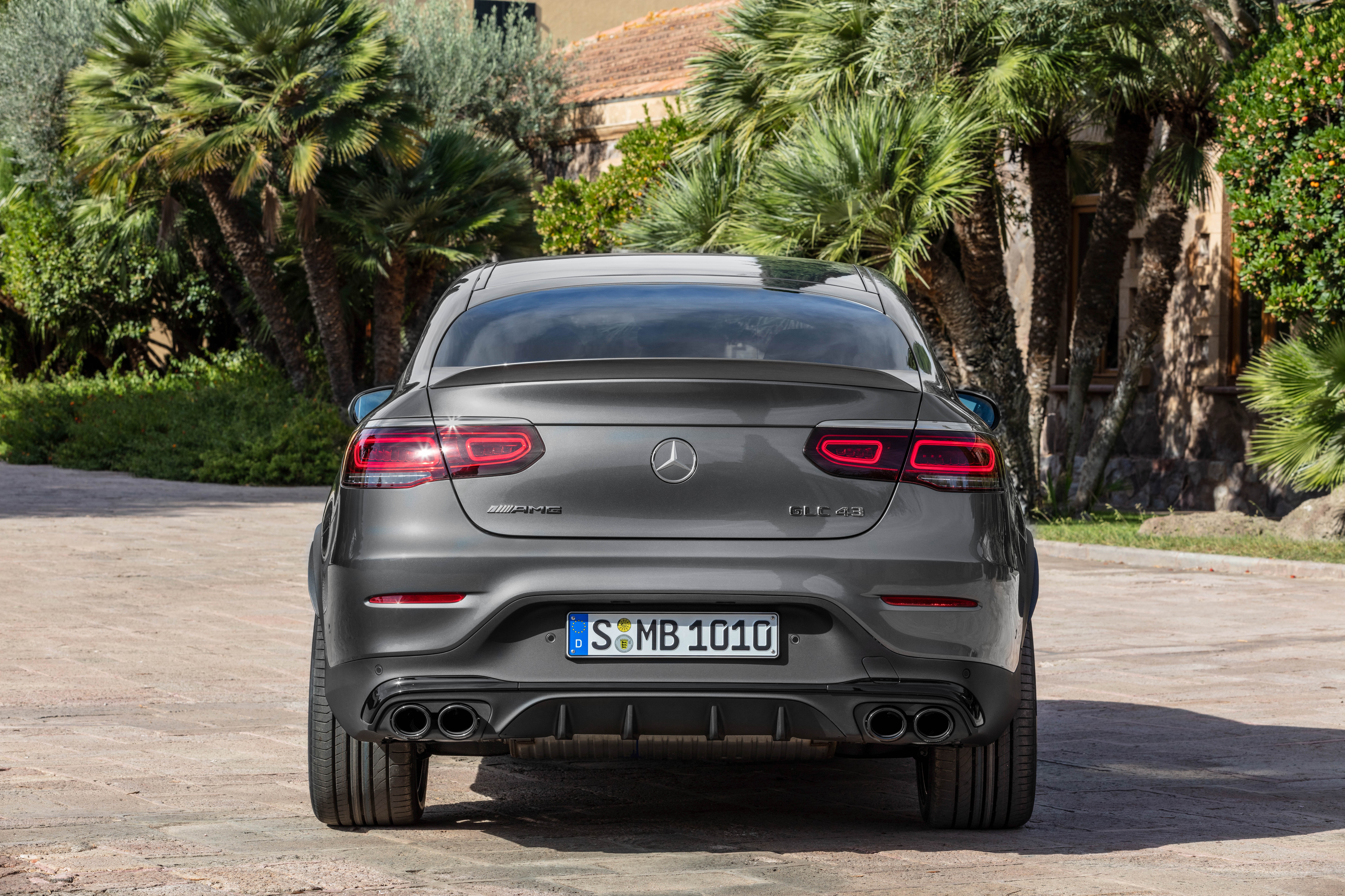 Mercedes-AMG GLC 43 4Matic Coupe 2020 ra mắt tại Malaysia ảnh 4 Mercedes-AMG GLC 43 4Matic Coupe 2020 ra mat tai Malaysia anh 4