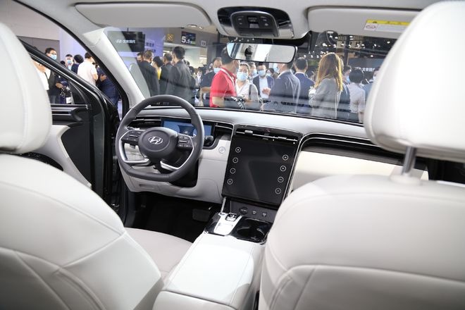 Hyundai Tucson L duoc ra mat tai Trung Quoc anh 7