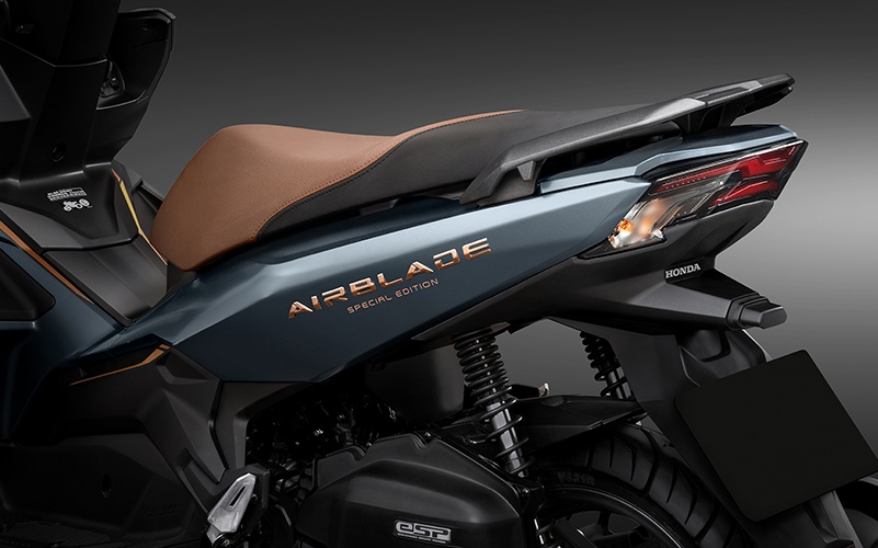 Honda Air Blade mau moi vua duoc gioi thieu tai VN anh 3