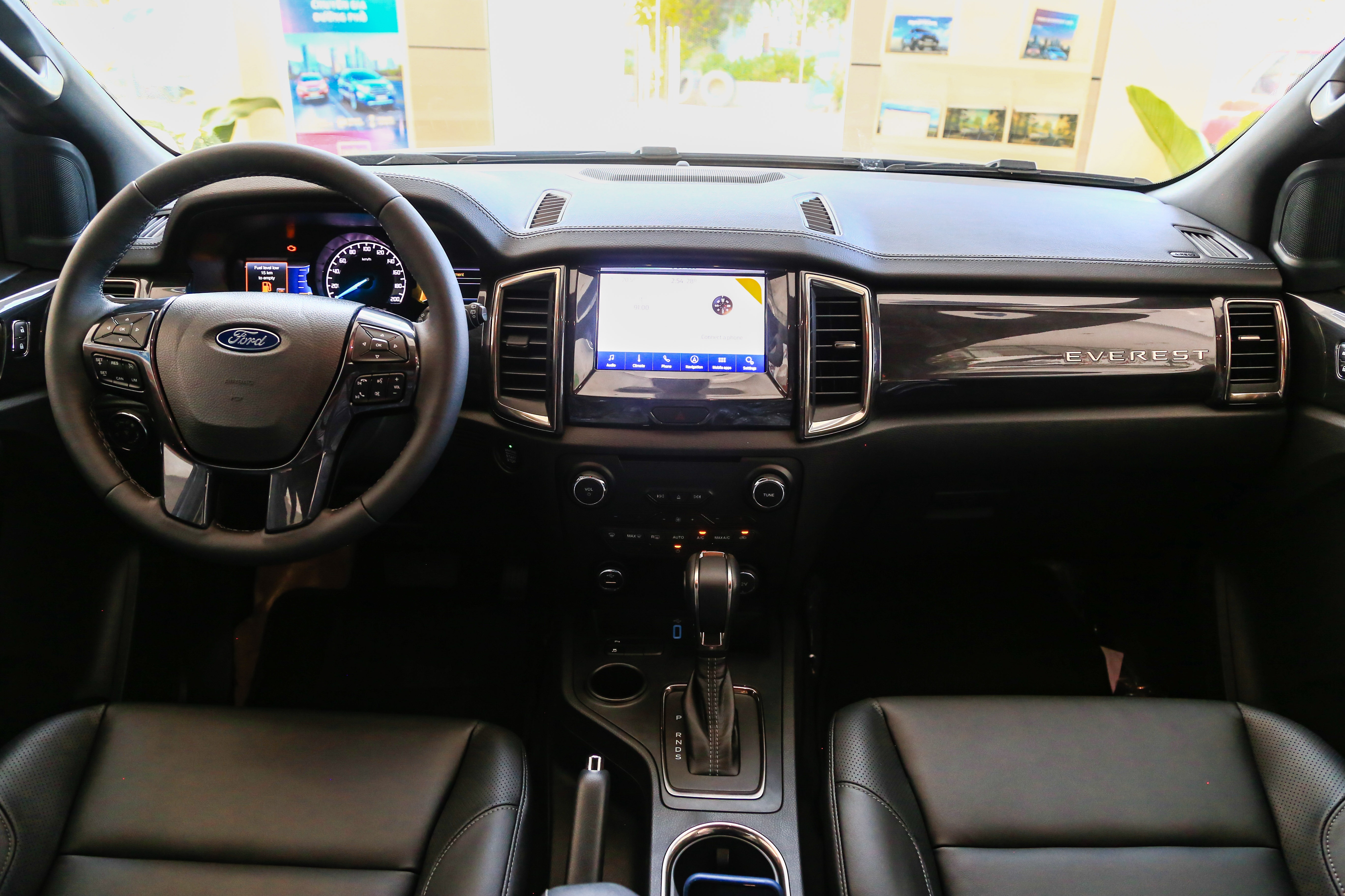 Ford Everest 2021 đã xuất hiện tại đại lý ảnh 8 Ford Everest 2021 da xuat hien tai dai ly anh 8