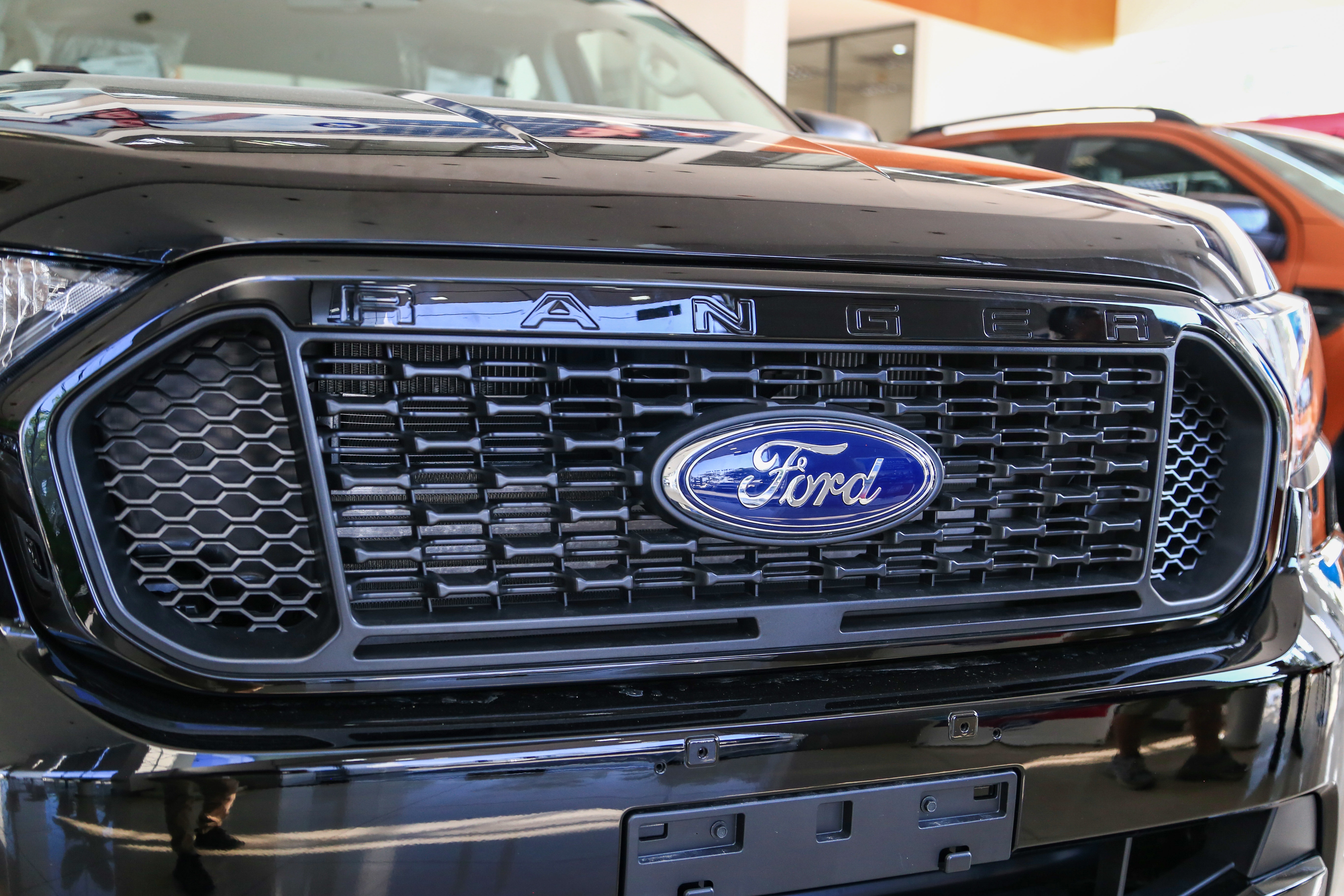 Ford Ranger 2021 cập bến đại lý, giá từ 616 triệu đồng ảnh 5 Ford Ranger 2021 cap ben dai ly, gia tu 616 trieu dong anh 5