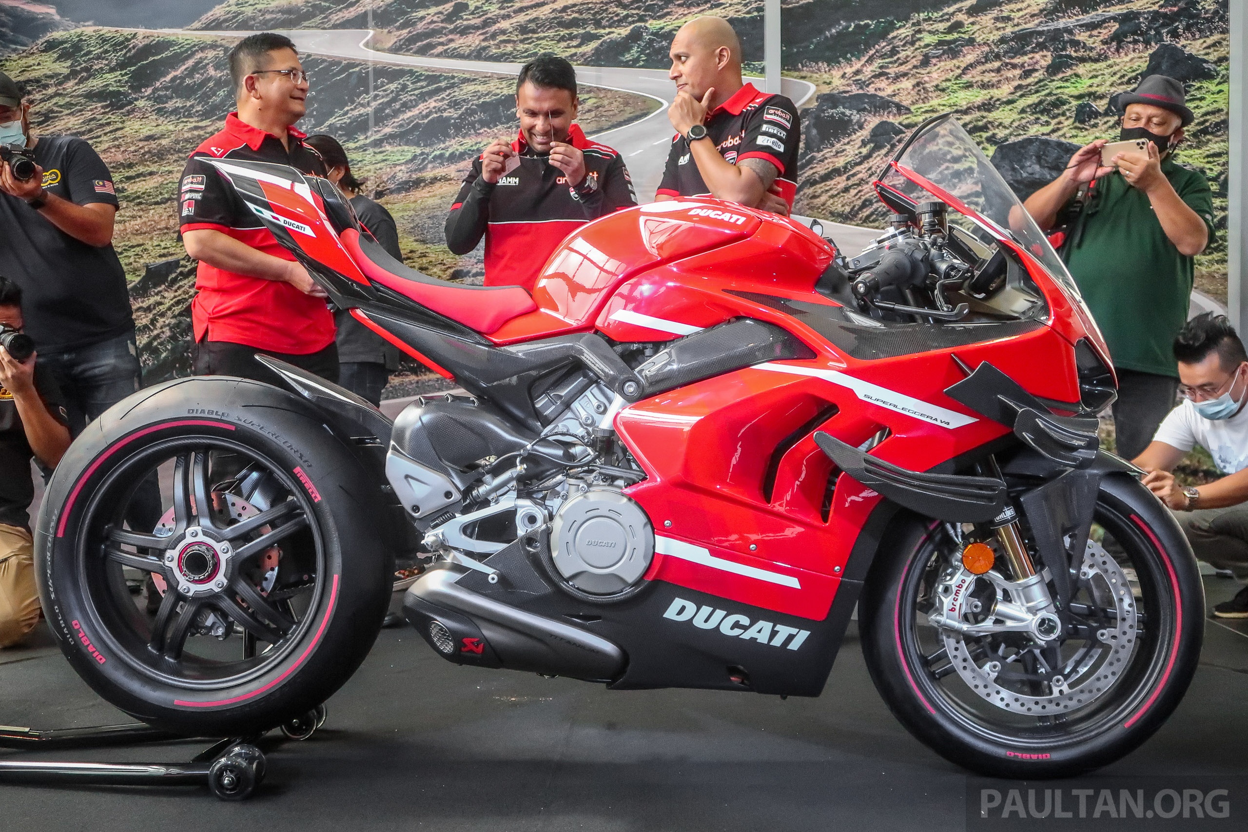Chi tiet Ducati Superleggera V4 tai Malaysia anh 10