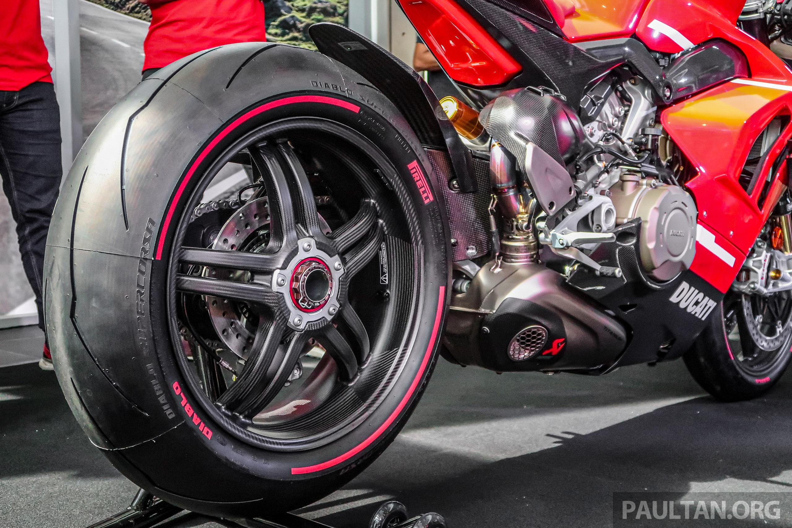 Chi tiết Ducati Superleggera V4 tại Malaysia ảnh 6 Chi tiet Ducati Superleggera V4 tai Malaysia anh 6