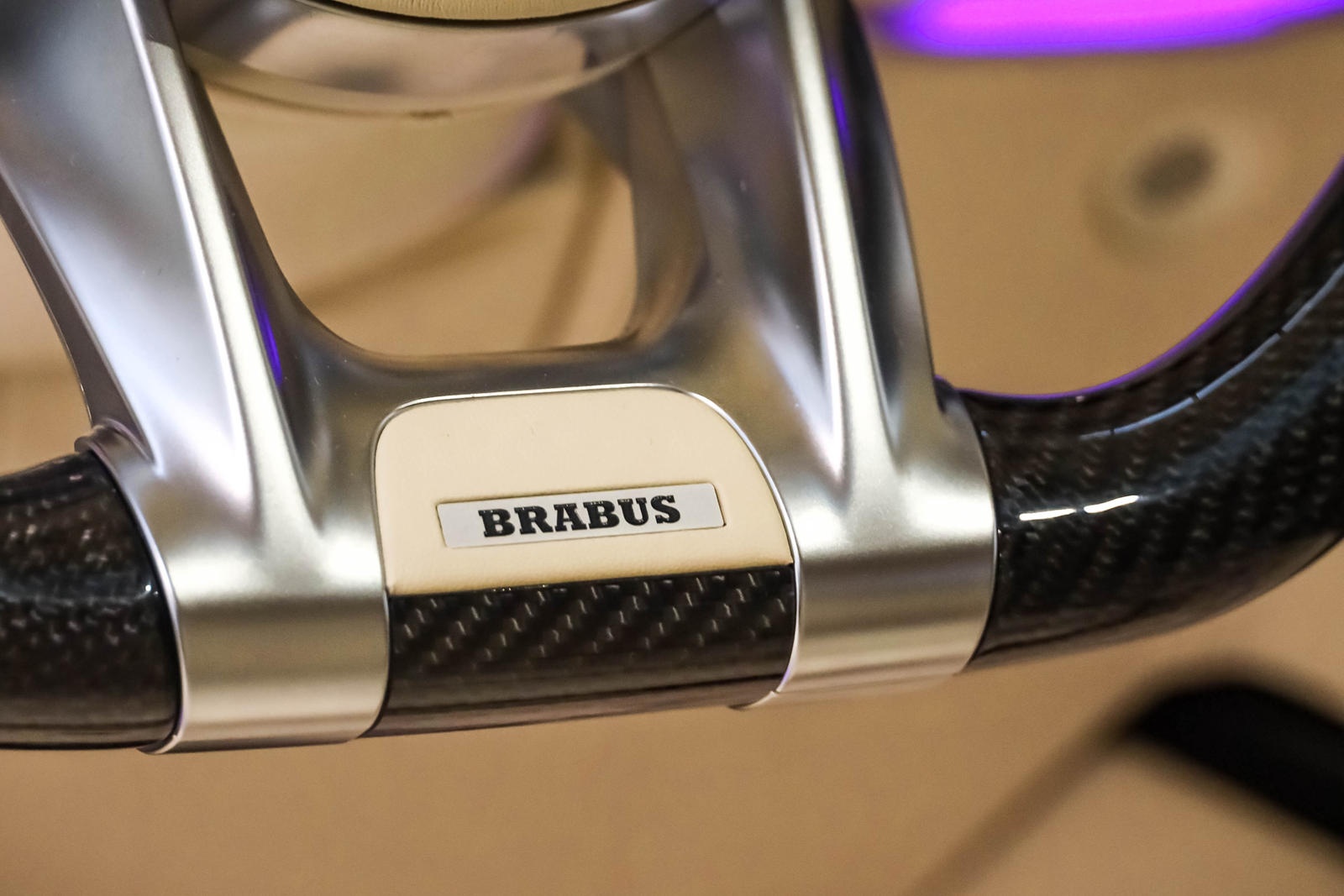 Brabus G V12 900 đầu tiên về tay khách hàng ảnh 13 Brabus G V12 900 dau tien ve tay khach hang anh 13