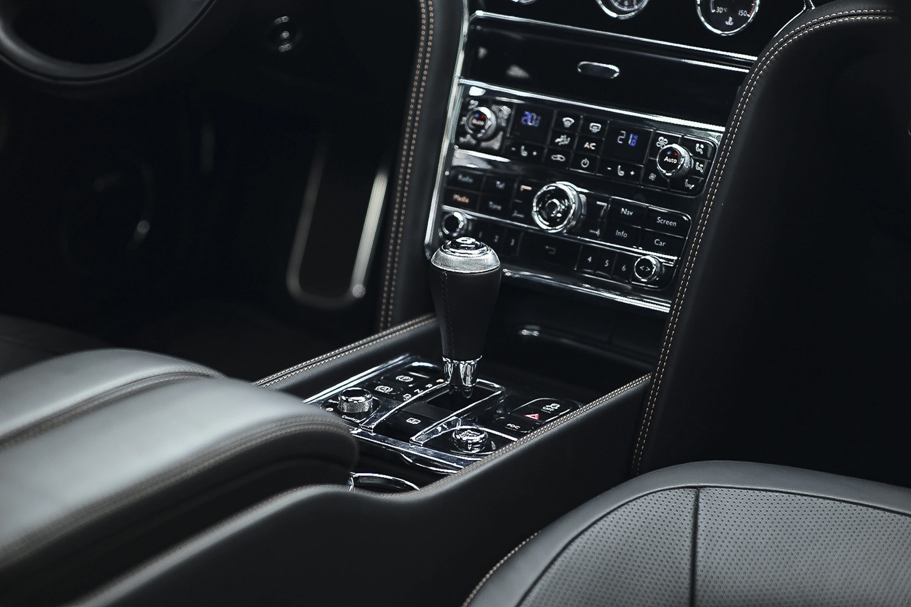 Bentley Mulsanne Speed mau doc nhat VN anh 13