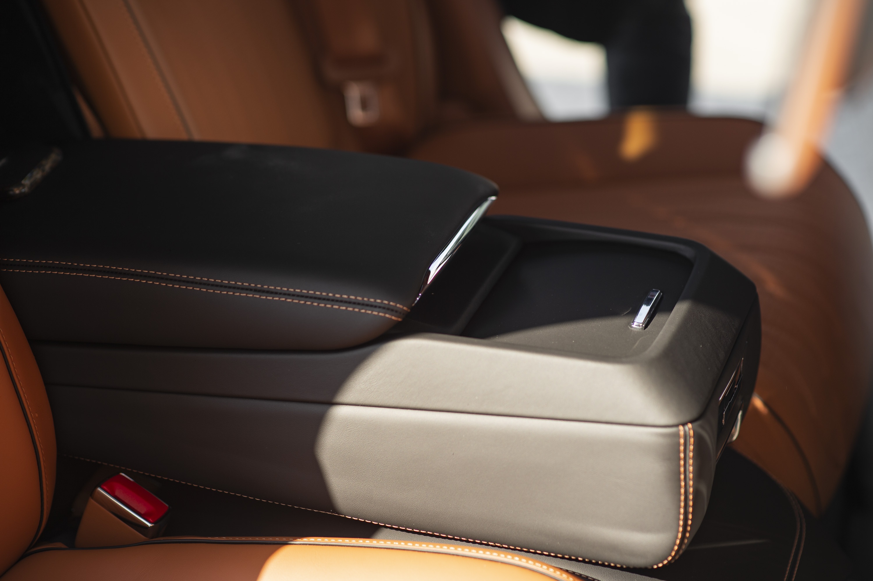 Bentley Flying Spur First Edition W12 2020 thu 2 tai VN anh 17