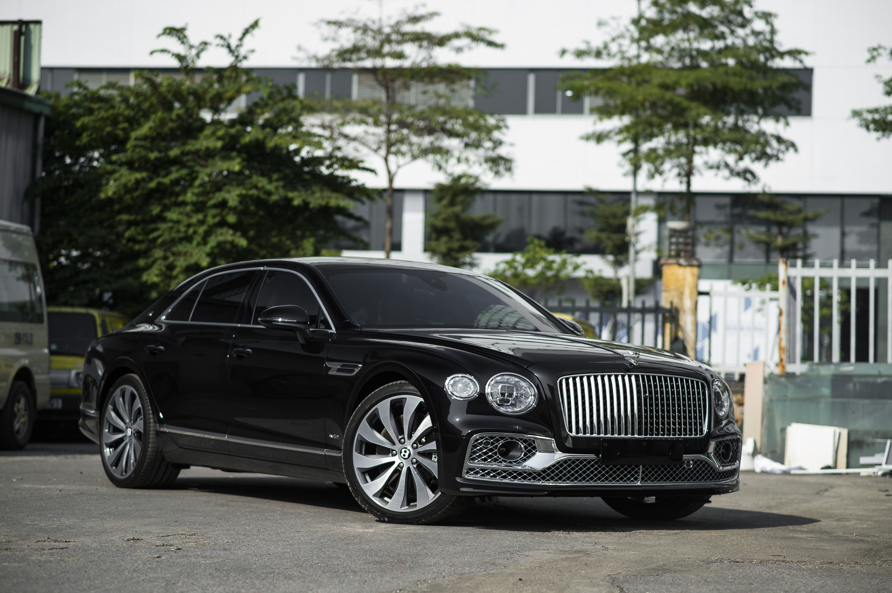 Bentley Flying Spur First Edition W12 2020 thu 2 tai VN anh 20