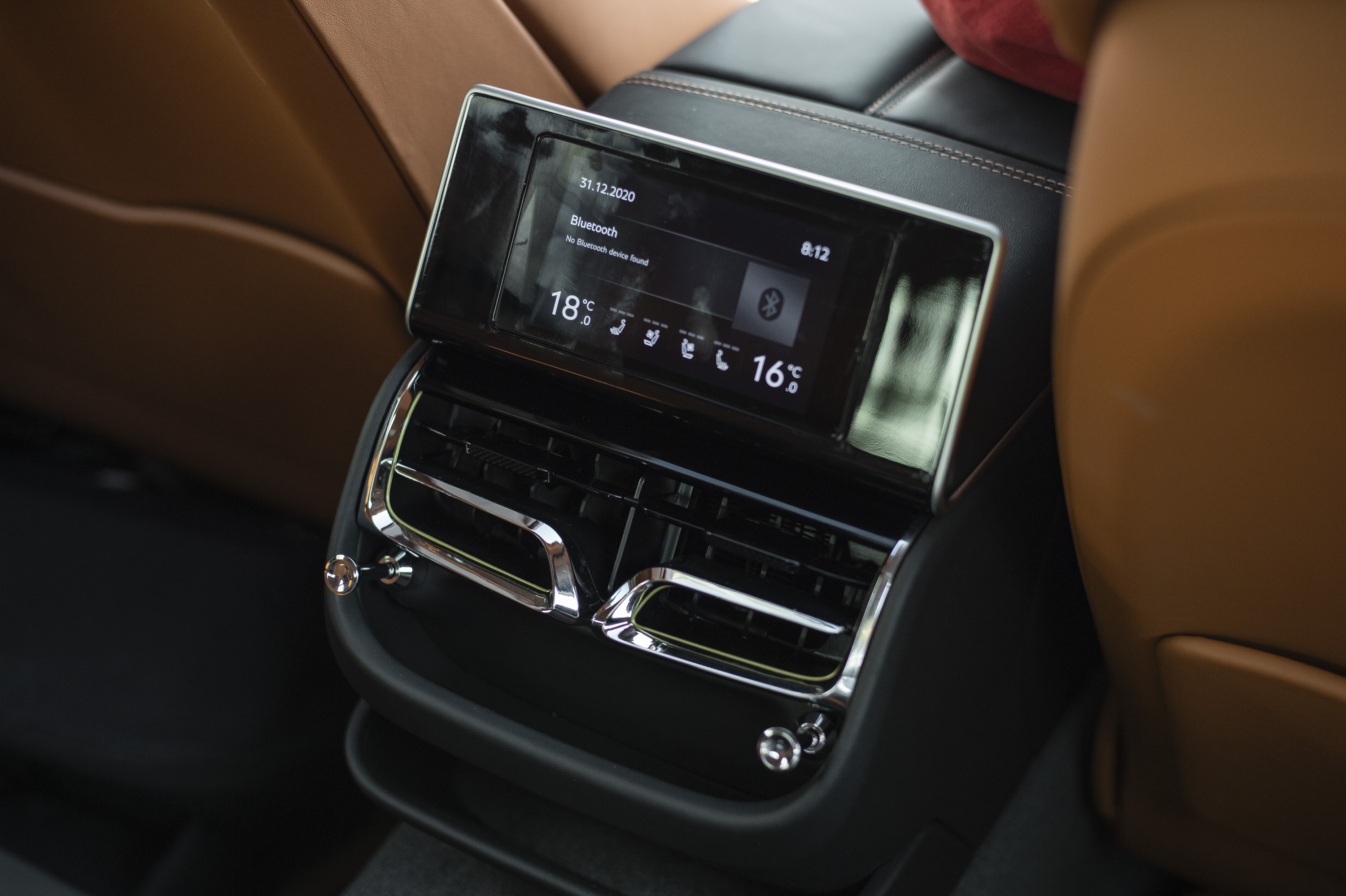 Bentley Flying Spur First Edition W12 2020 thu 2 tai VN anh 18