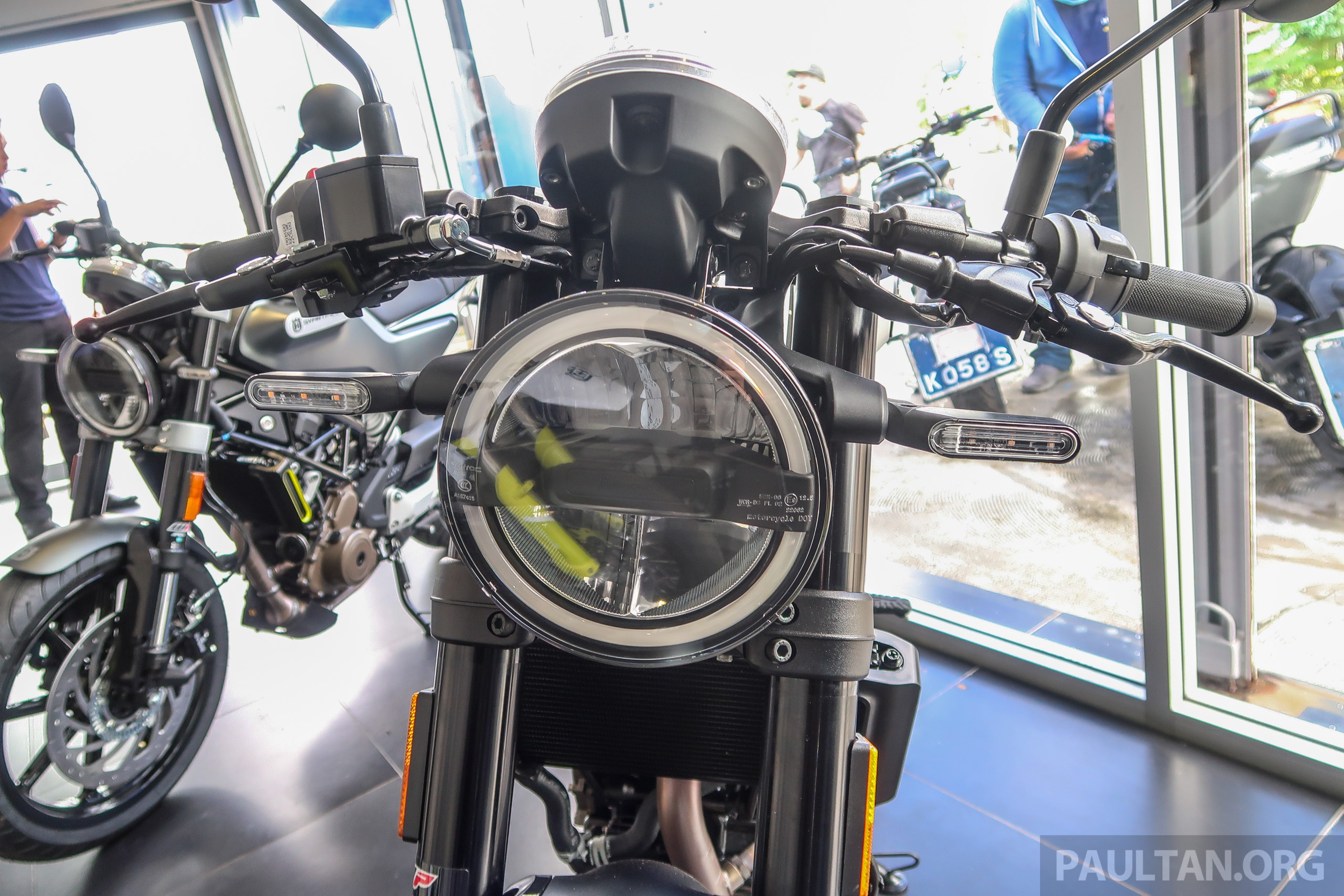 Husqvarna ra mắt 3 mẫu xe tại Malaysia ảnh 3 Husqvarna ra mat 3 mau xe tai Malaysia anh 3