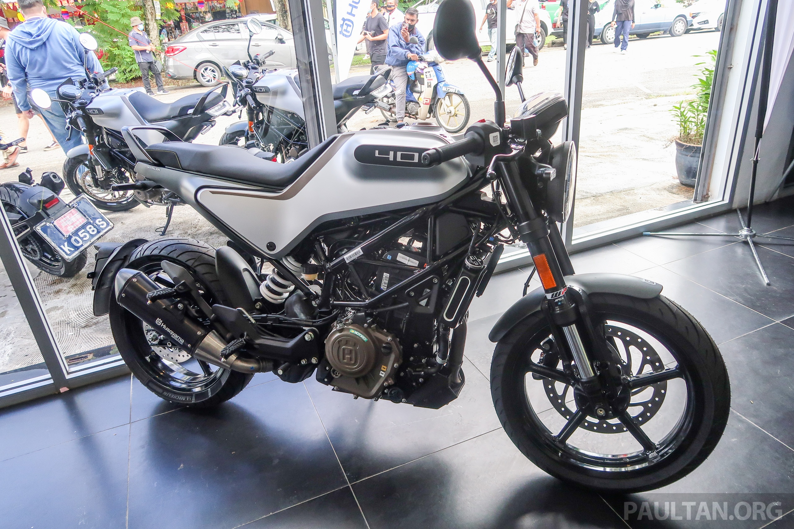 Husqvarna ra mắt 3 mẫu xe tại Malaysia ảnh 11 Husqvarna ra mat 3 mau xe tai Malaysia anh 11