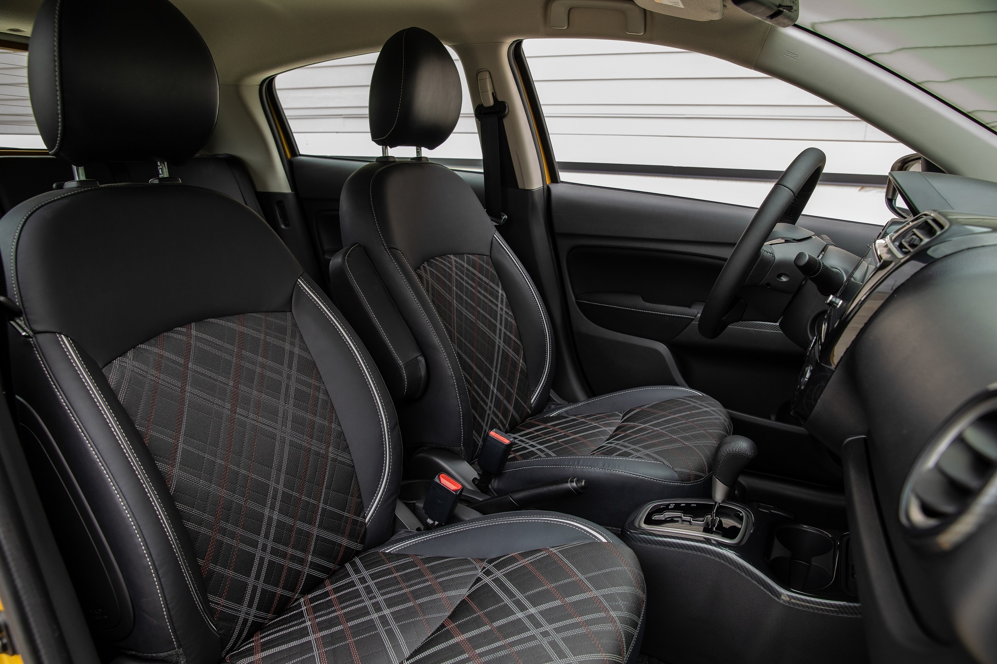 Mitsubishi Mirage facelift 2021 được ra mắt tại Mỹ ảnh 15 Mitsubishi Mirage facelift 2021 duoc ra mat tai My anh 15