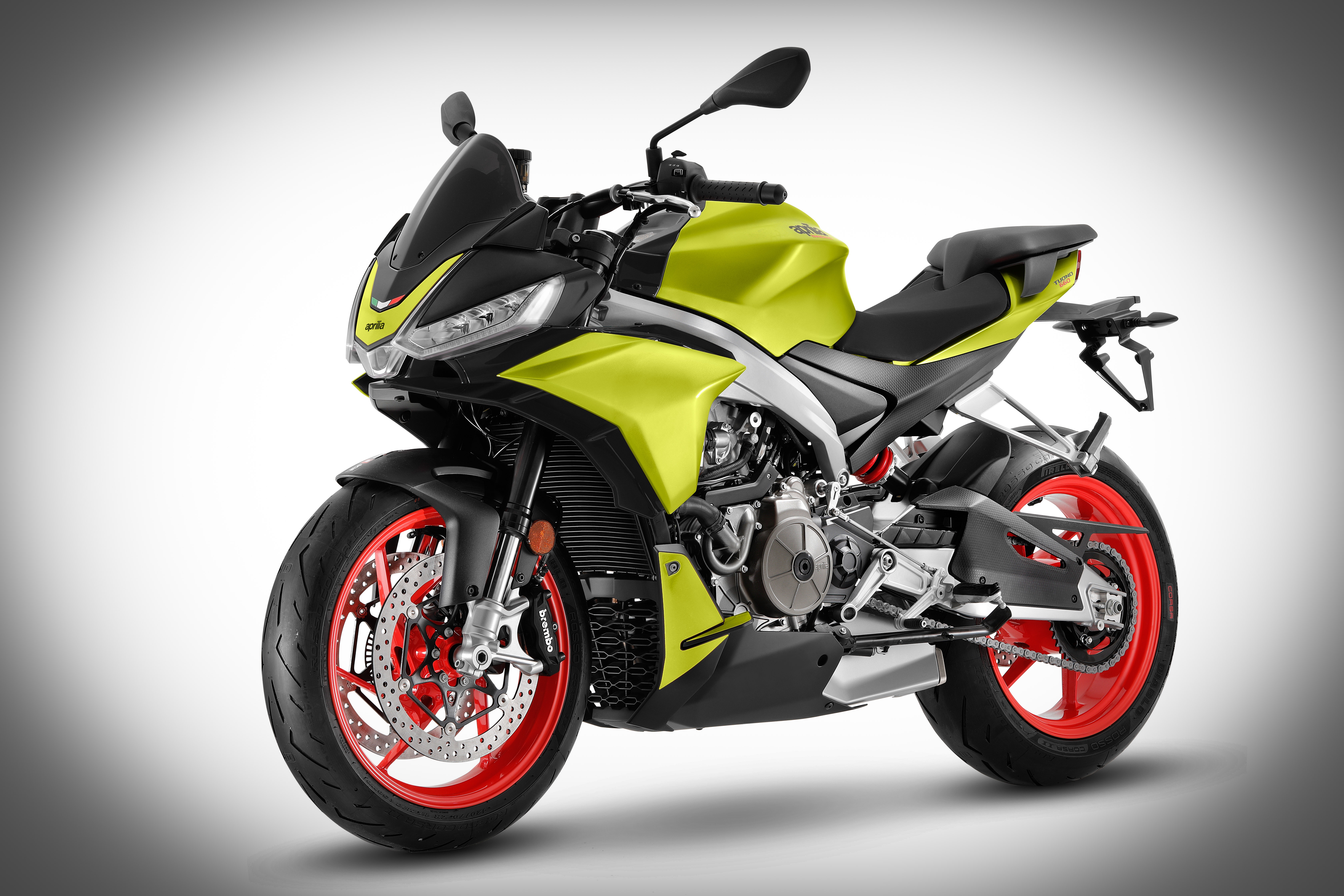 Moto naked-sport Aprilia Tuono 660 duoc ra mat, gia 13.158 USD hinh anh