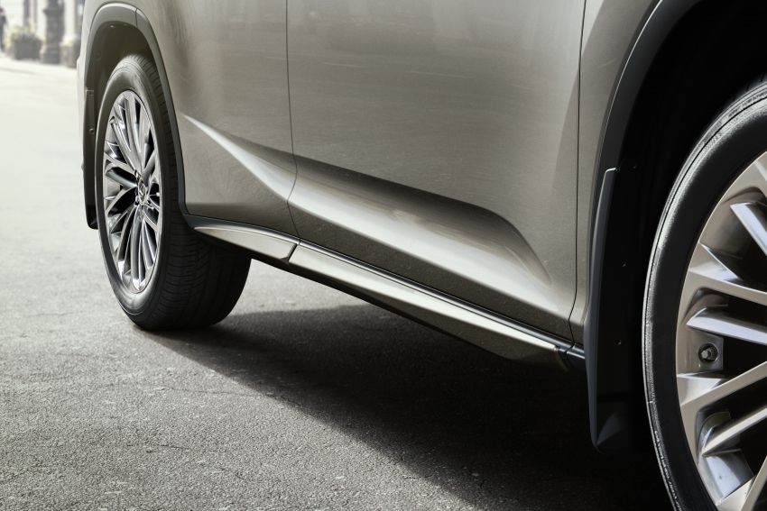 Lexus RX va ES co them ban dac biet tai Malaysia anh 13