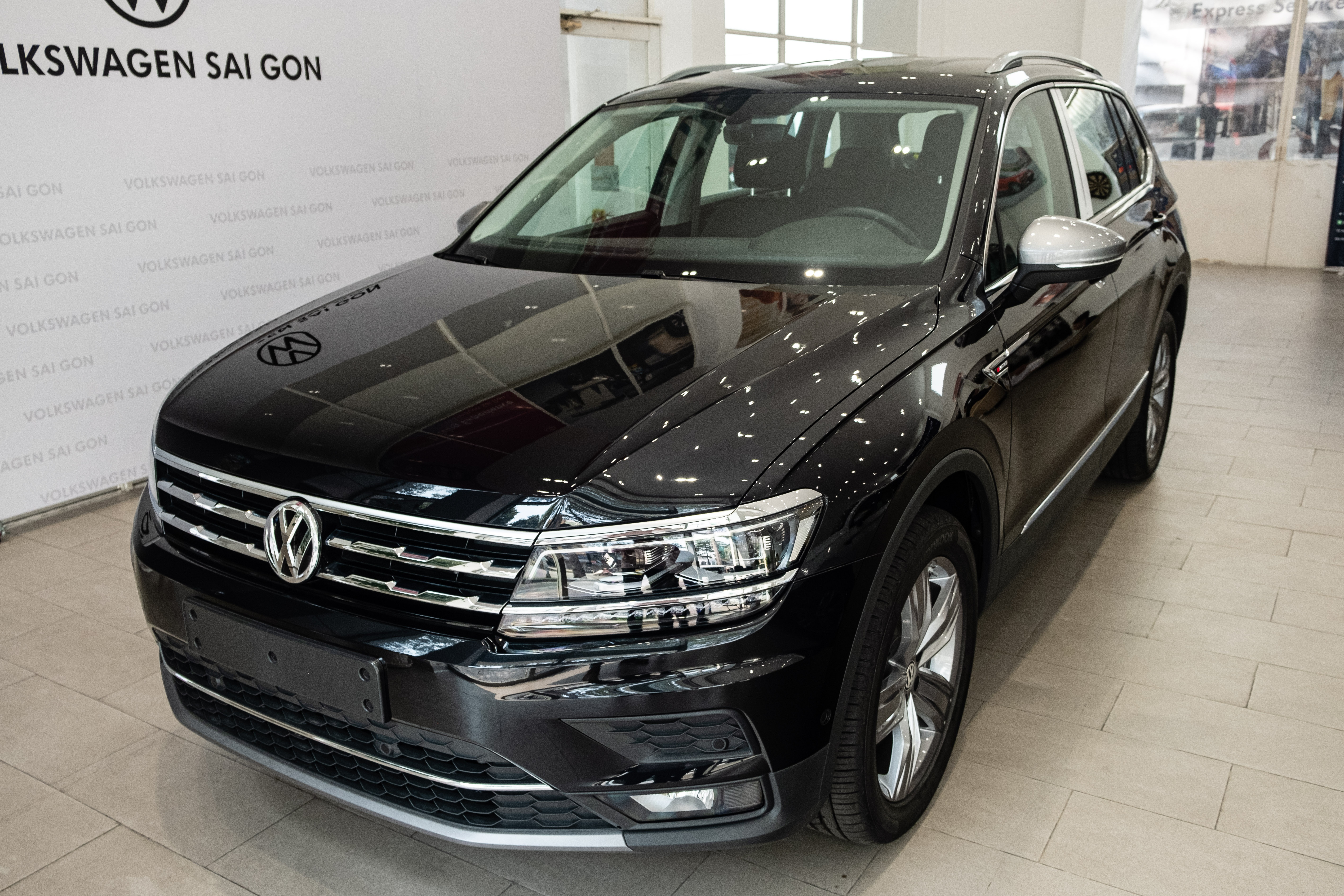 Volkswagen Tiguan Allspace 2021 được ra mắt ảnh 2 Volkswagen Tiguan Allspace 2021 duoc ra mat anh 2