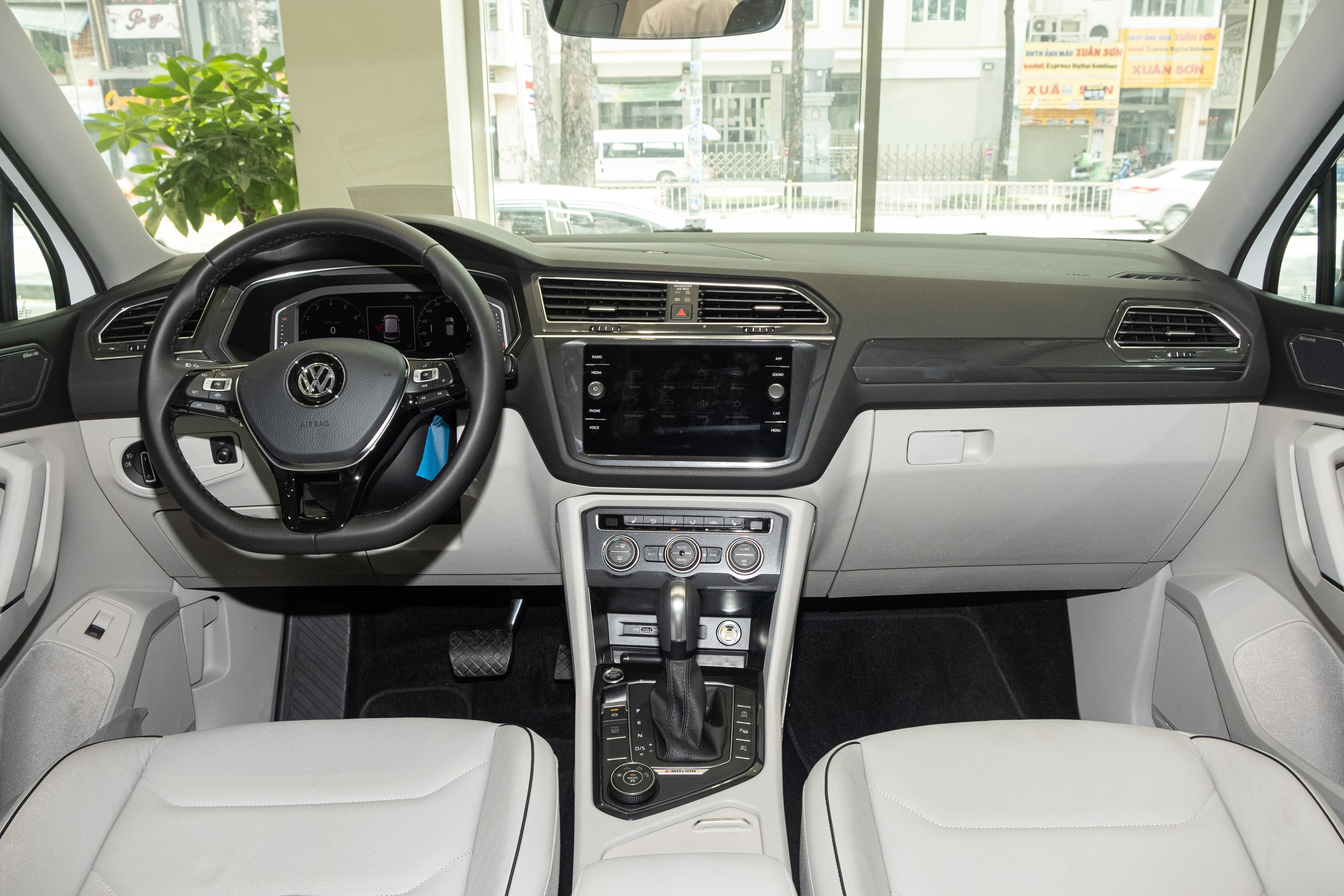 Volkswagen Tiguan Allspace 2021 được ra mắt ảnh 8 Volkswagen Tiguan Allspace 2021 duoc ra mat anh 8
