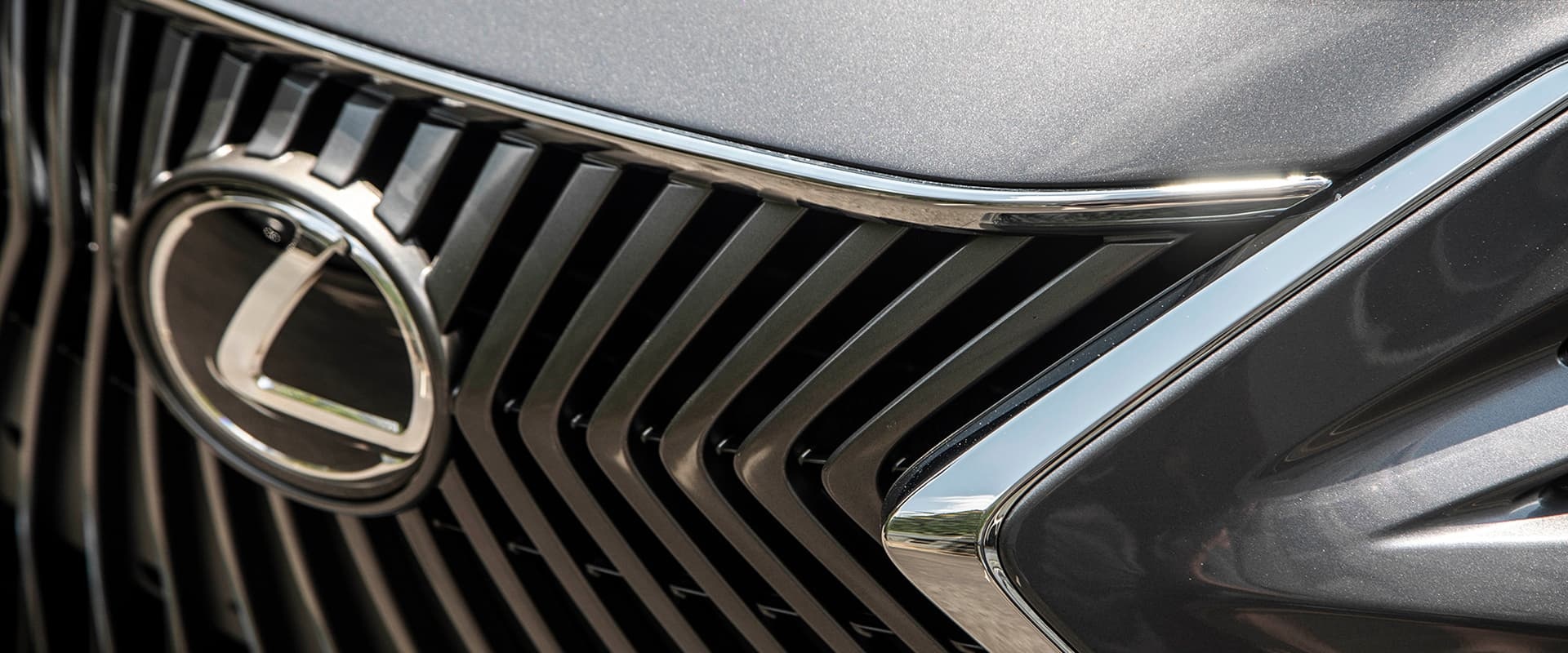 Lexus RX va ES co them ban dac biet tai Malaysia anh 8