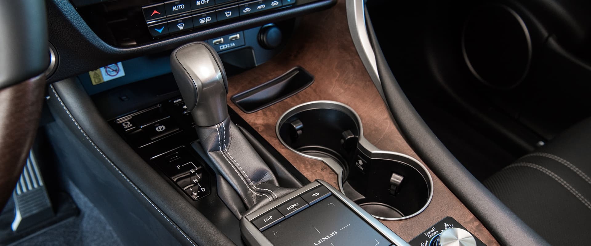 Lexus RX va ES co them ban dac biet tai Malaysia anh 17