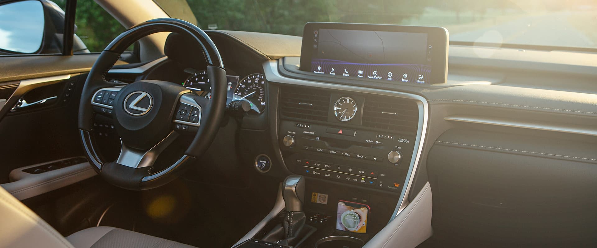 Lexus RX va ES co them ban dac biet tai Malaysia anh 15