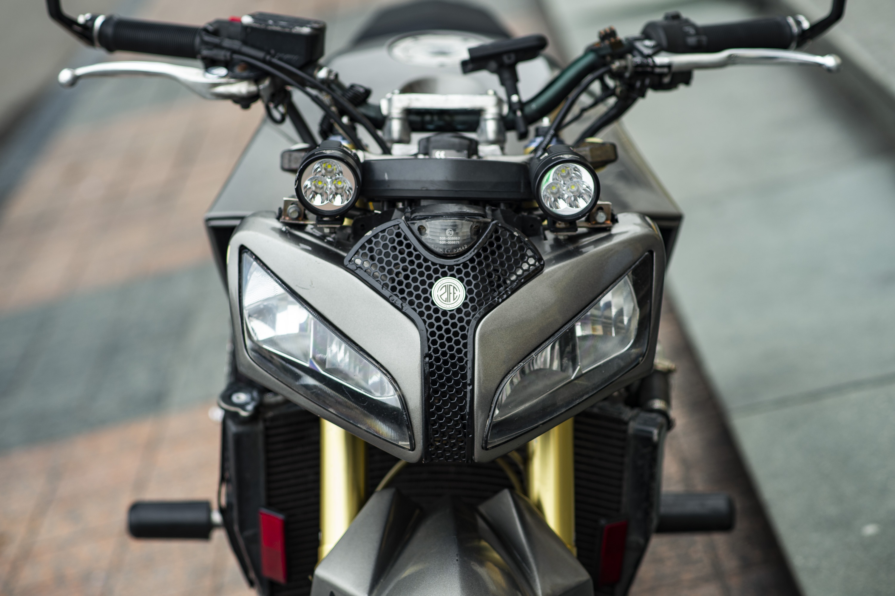 Honda CBR600RR do phong cach Streetfighter tai Ha Noi anh 3