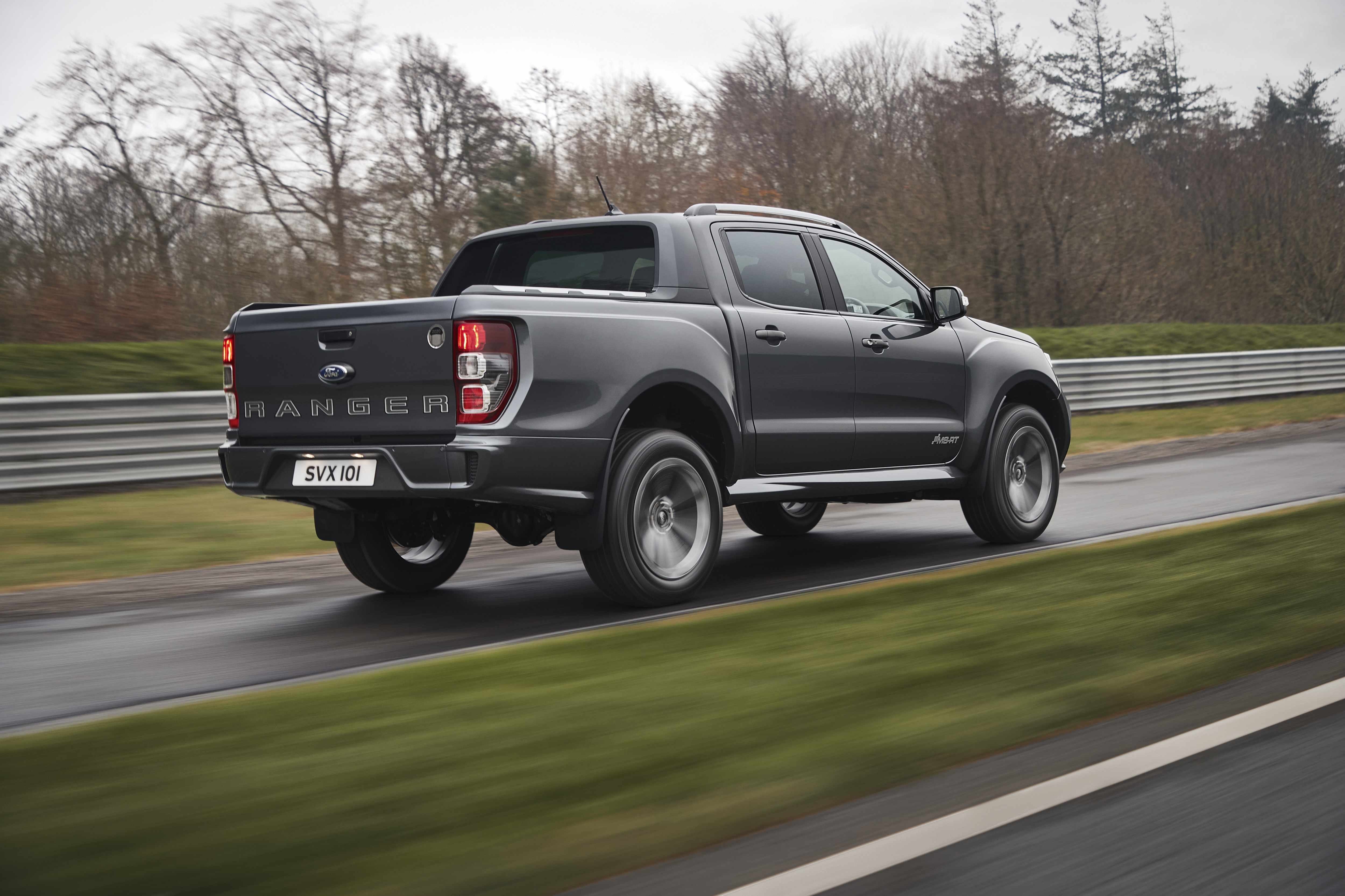 Ford Ranger MS-RT được ra mắt,  giá hơn 20.000 USD ảnh 8 Ford Ranger MS-RT duoc ra mat,  gia hon 20.000 USD anh 8