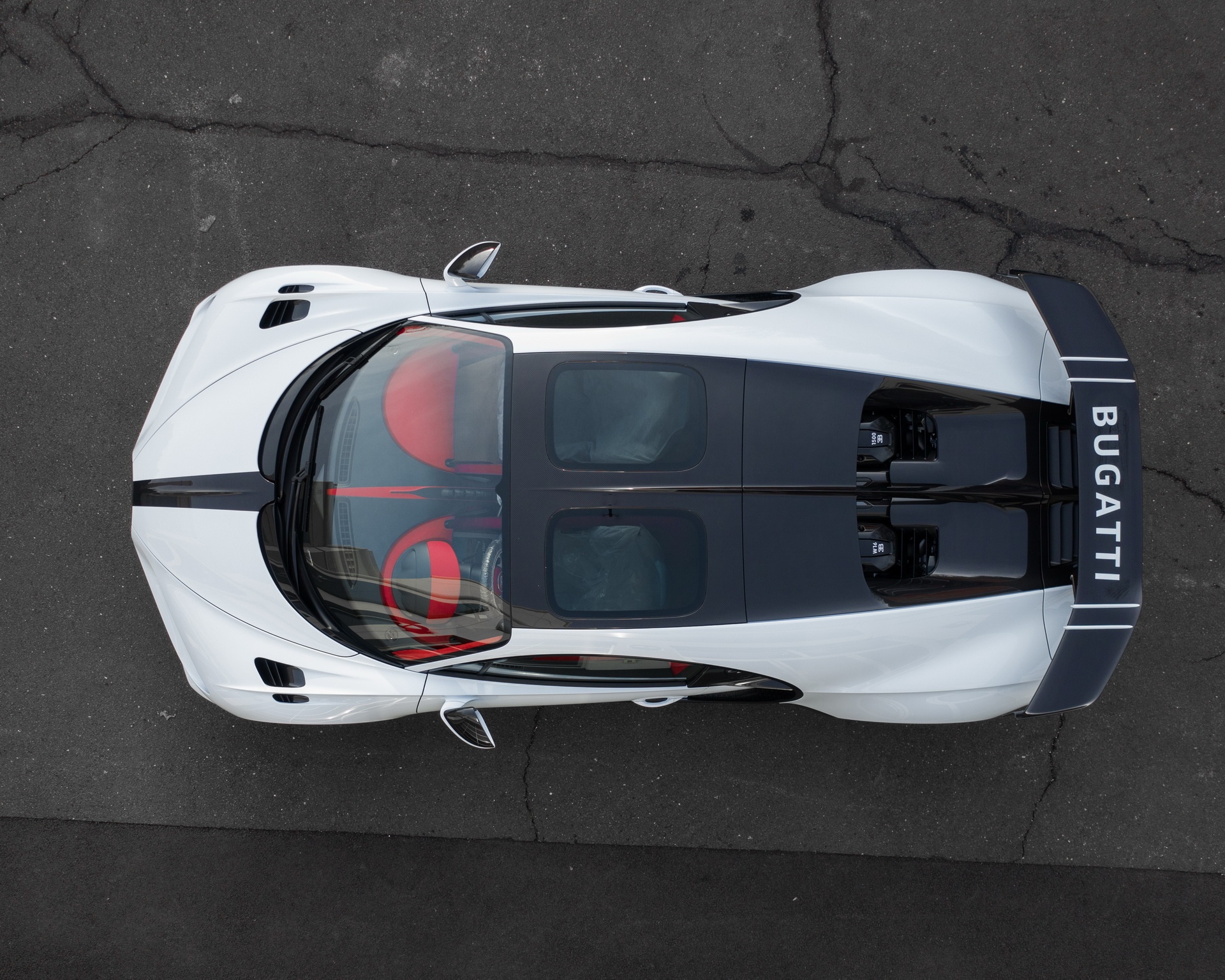 Bugatti Chiron Pur Sport dau tien o My co mau dac biet anh 2