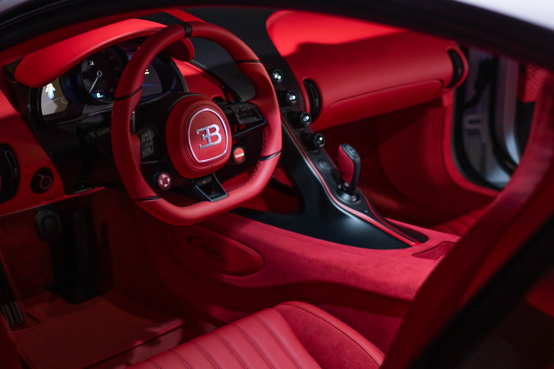 Bugatti Chiron Pur Sport dau tien o My co mau dac biet anh 3