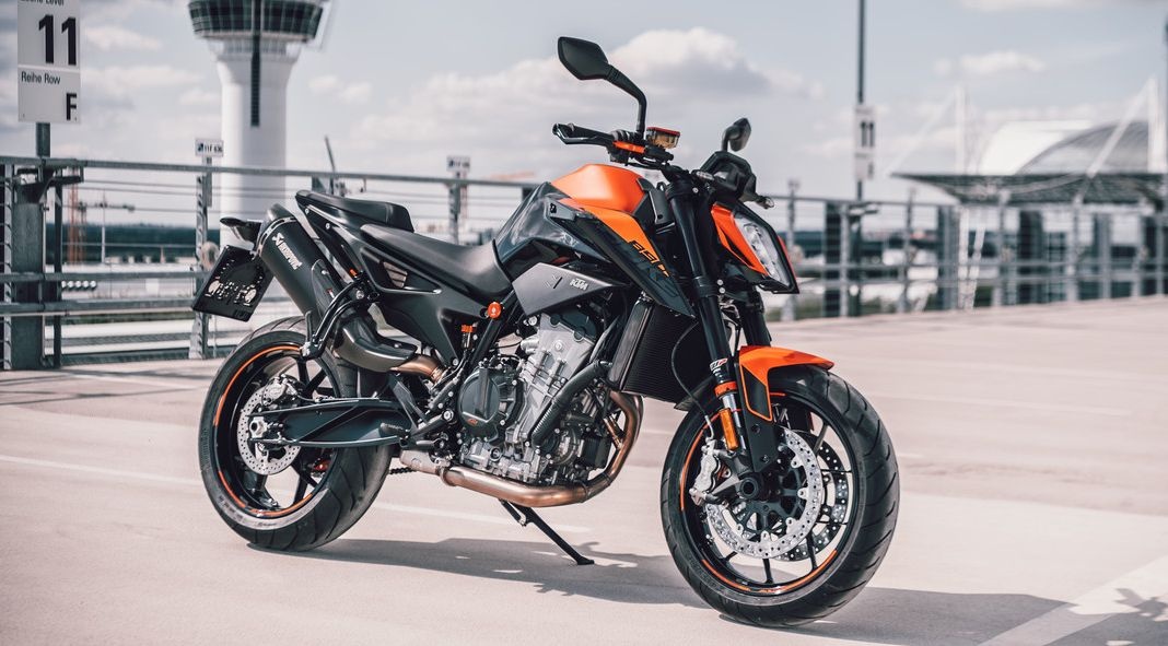 KTM 890 Duke 2021 duoc ra mat, manh 115 ma luc hinh anh