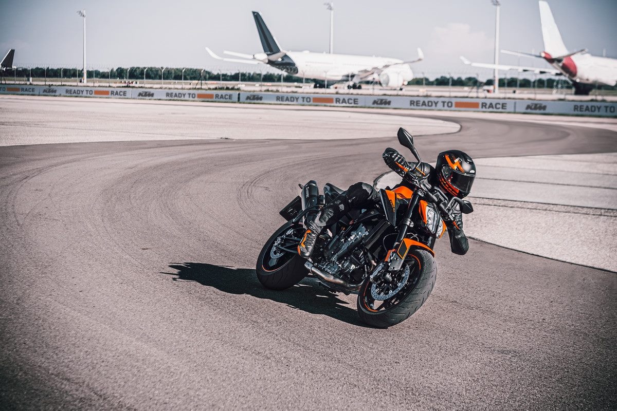 KTM 890 Duke 2021 duoc ra mat anh 6