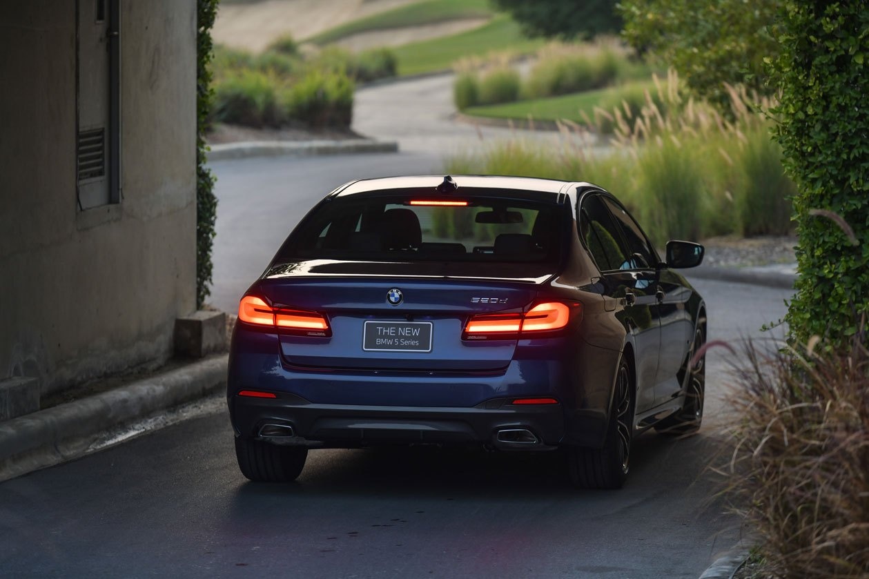 BMW 5-Series 2021 duoc ra mat tai Thai Lan anh 18