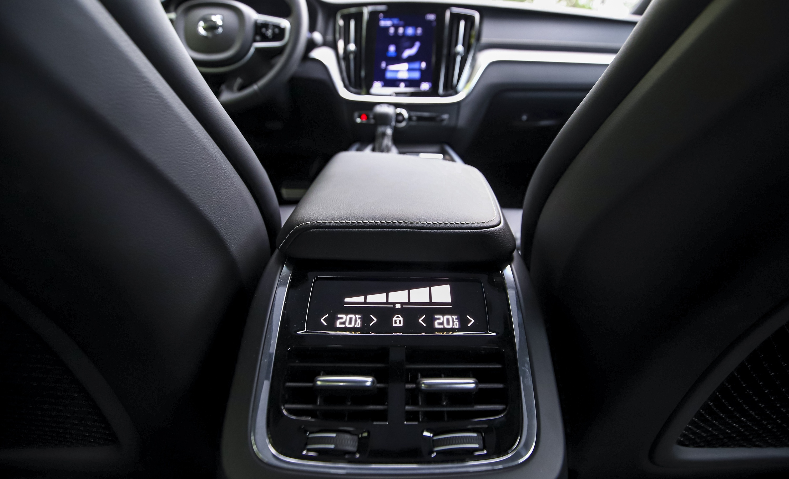 Danh gia Volvo S60 R-Design anh 13