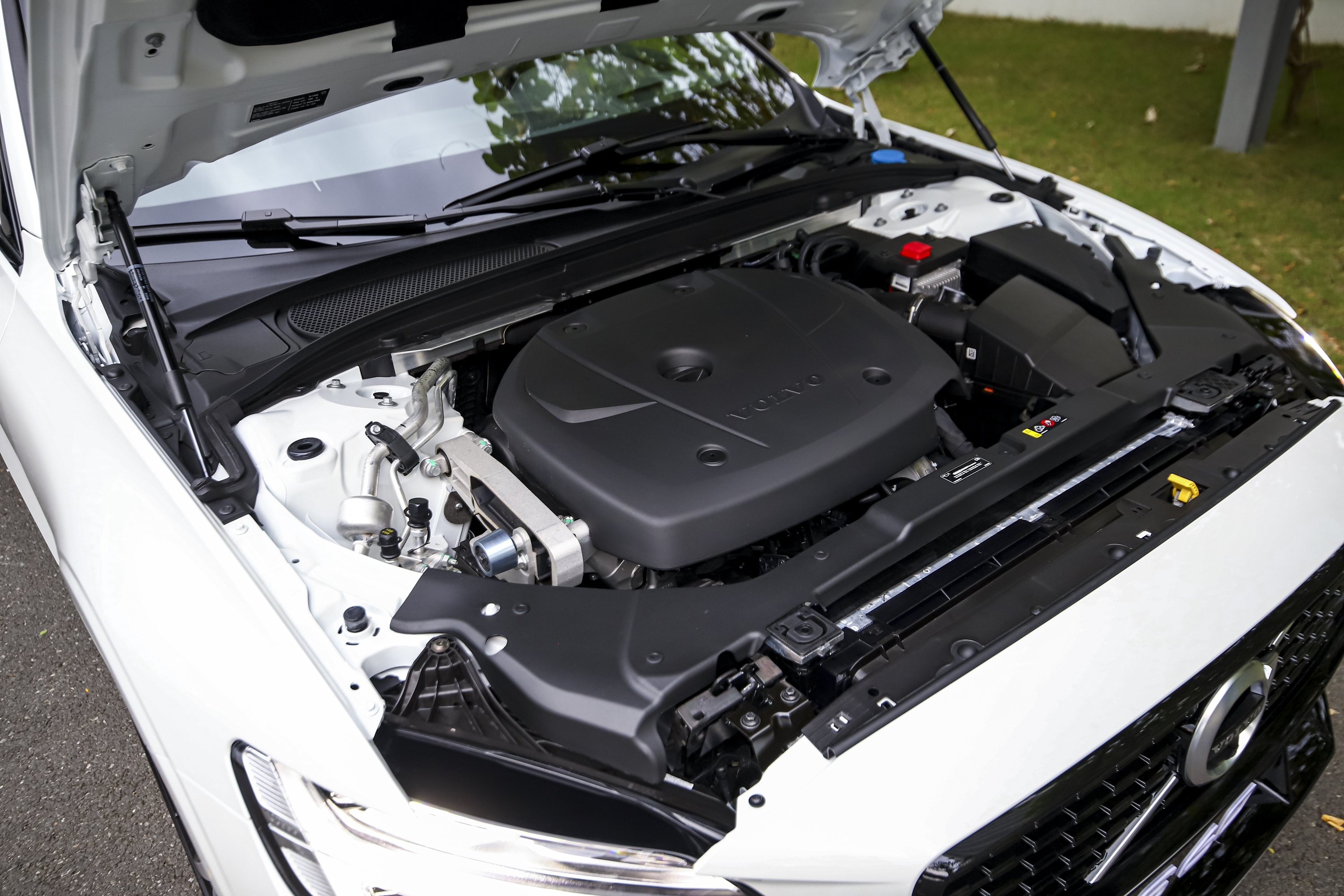 Danh gia Volvo S60 R-Design anh 15