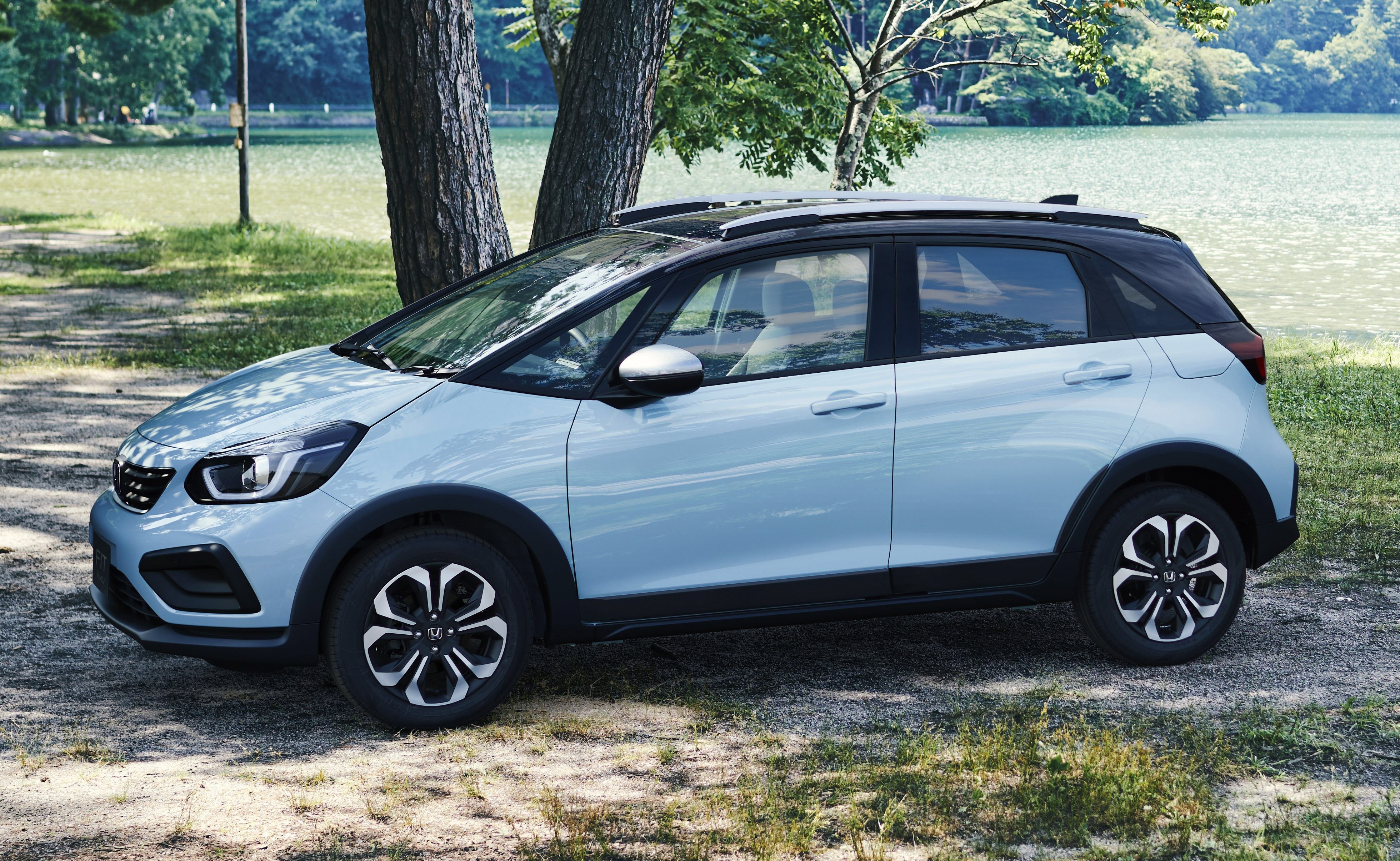 Honda Jazz 2021 duoc ra mat tai Singapore, gia thap nhat 74.322 USD hinh anh