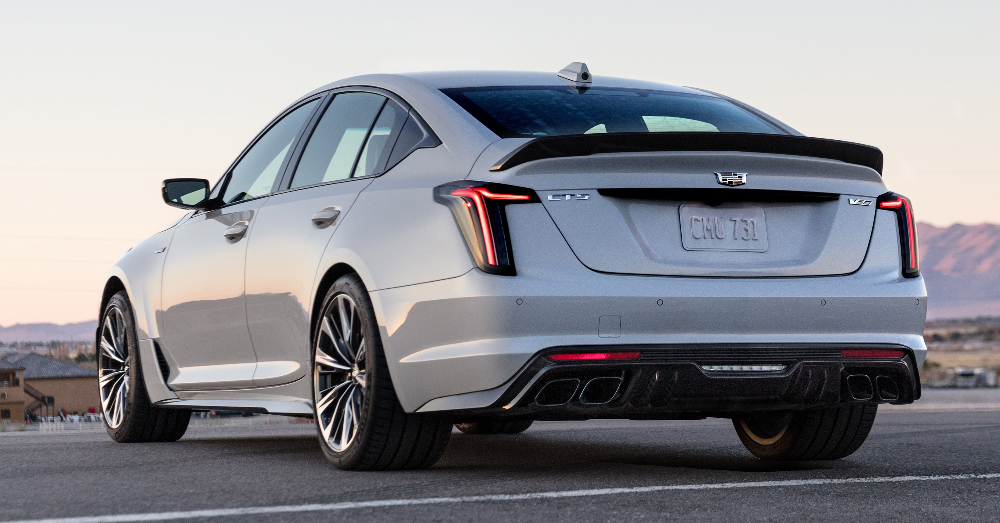 Cadillac CT5-V Blackwing 2022 được ra mắt ảnh 15 Cadillac CT5-V Blackwing 2022 duoc ra mat anh 15