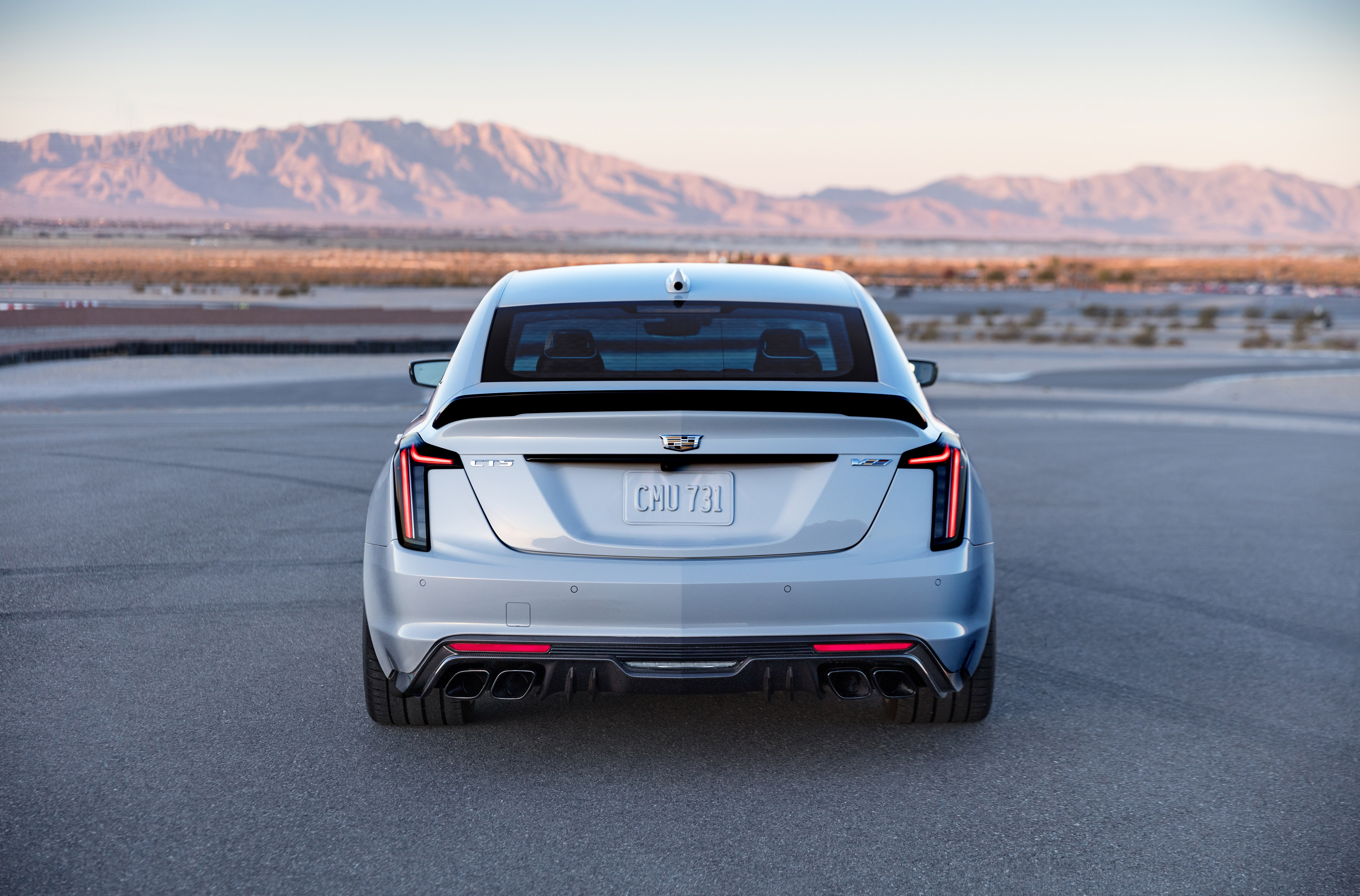 Cadillac CT5-V Blackwing 2022 được ra mắt ảnh 4 Cadillac CT5-V Blackwing 2022 duoc ra mat anh 4
