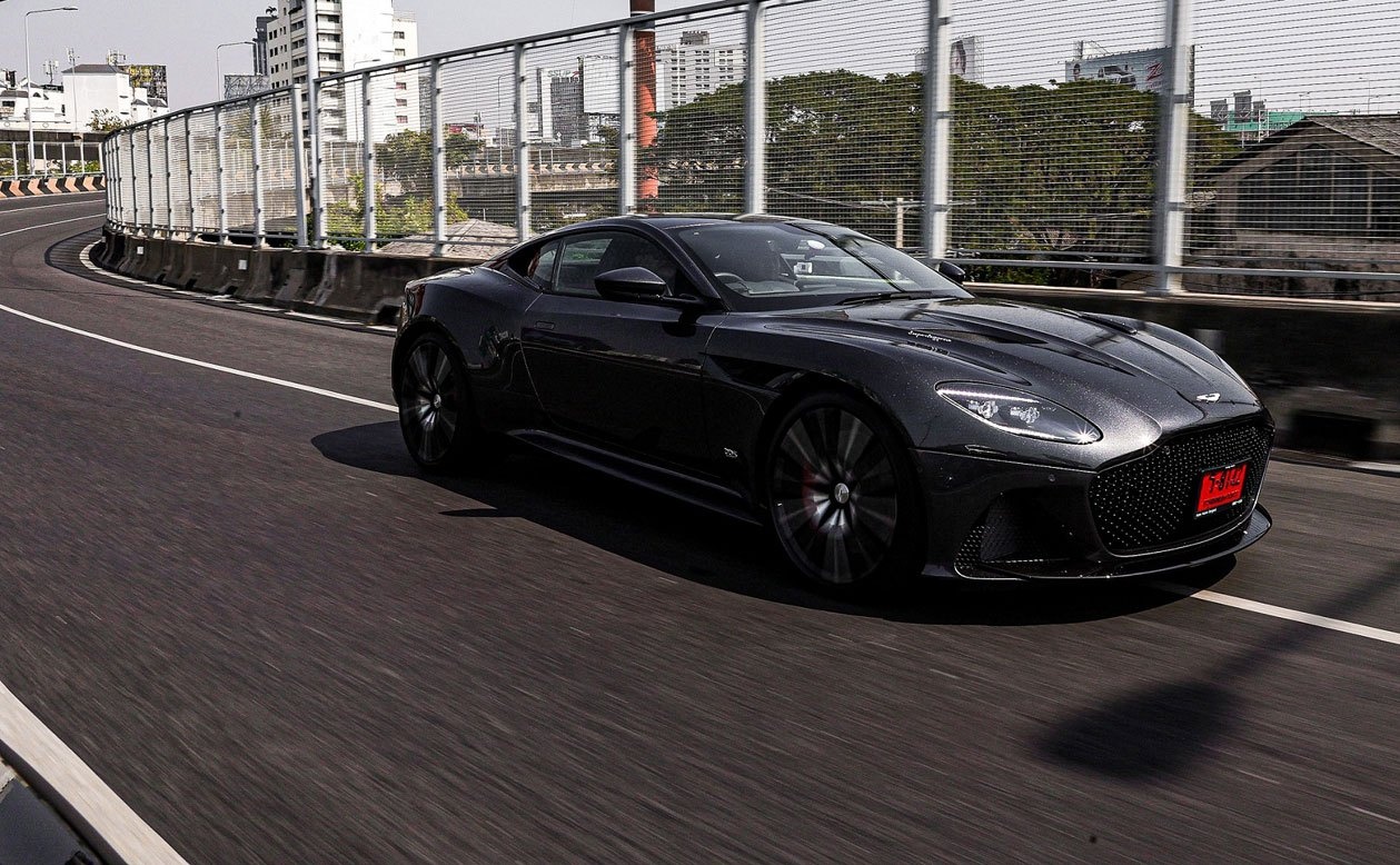 Aston Martin DBS Superleggera gia 1 trieu USD tai Thai Lan anh 2