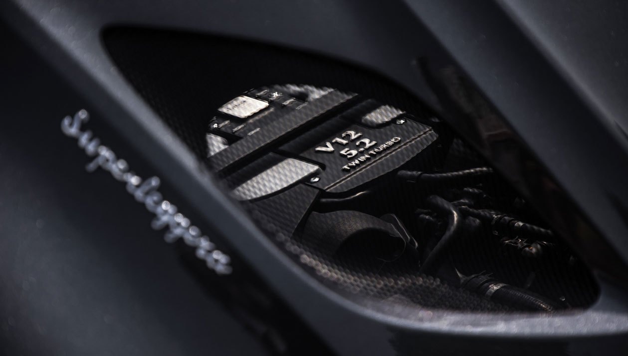 Aston Martin DBS Superleggera gia 1 trieu USD tai Thai Lan anh 15