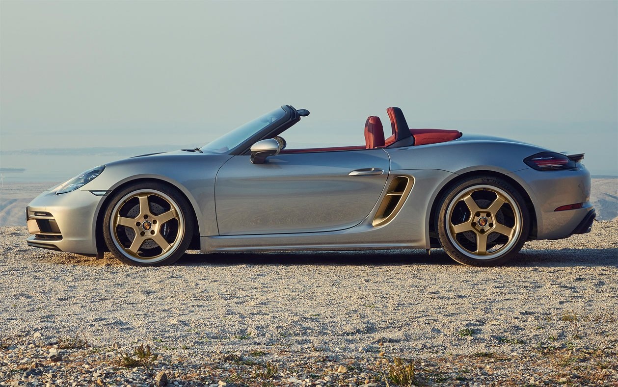 Porsche Boxster 25 Years Edition gia 334.445 USD anh 4