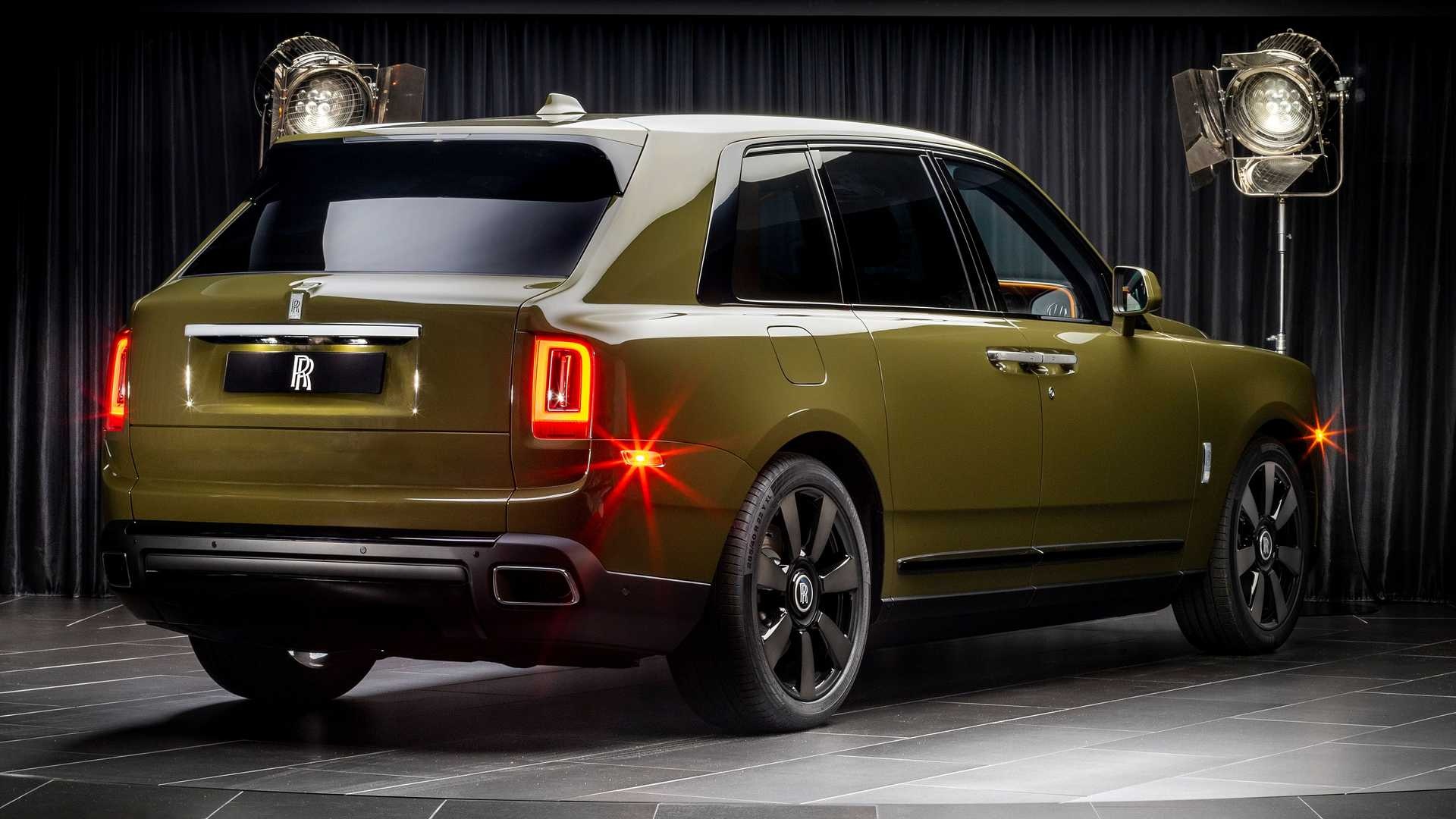 Rolls-Royce Cullinan có thêm 8 màu ngoại thất mới ảnh 7 Rolls-Royce Cullinan co them 8 mau ngoai that moi anh 7