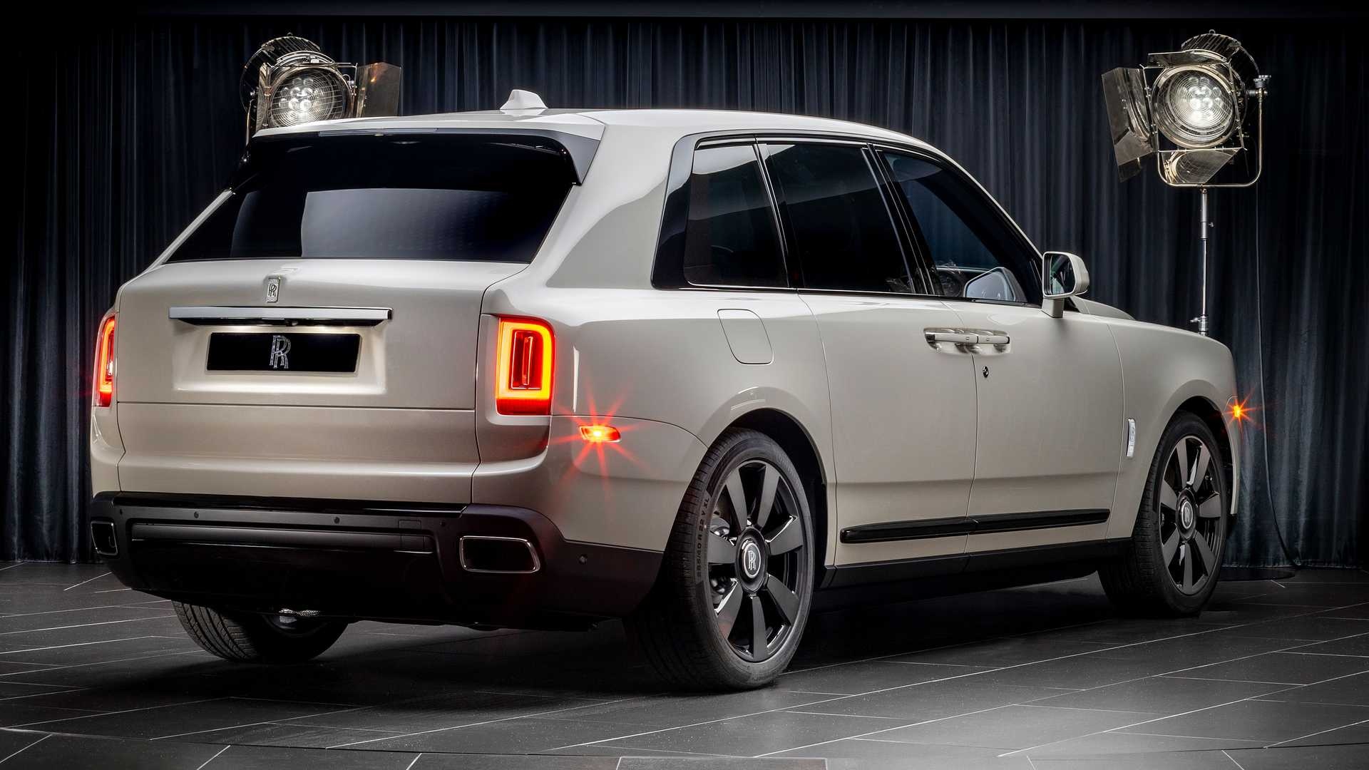 Rolls-Royce Cullinan có thêm 8 màu ngoại thất mới ảnh 3 Rolls-Royce Cullinan co them 8 mau ngoai that moi anh 3