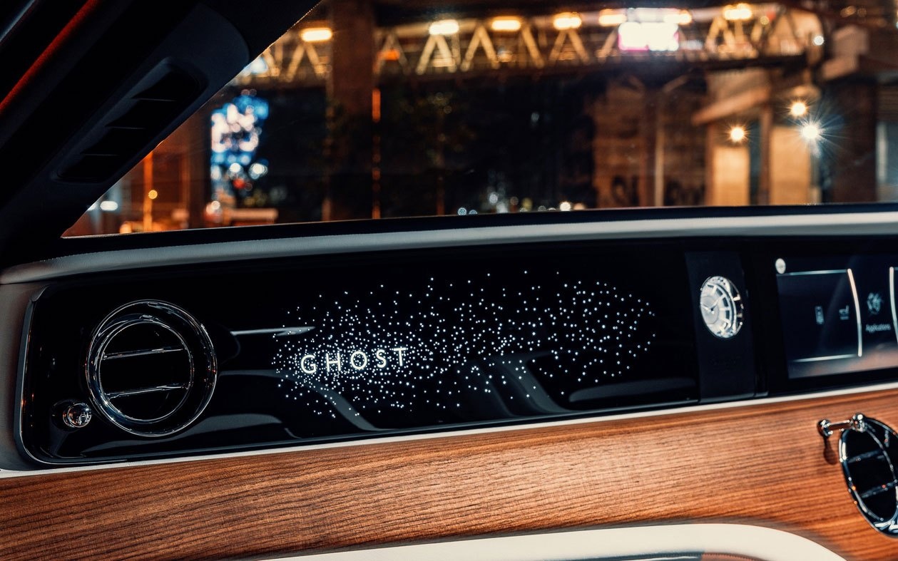 Rolls-Royce Ghost 2021 duoc ra mat tai Thai Lan anh 7