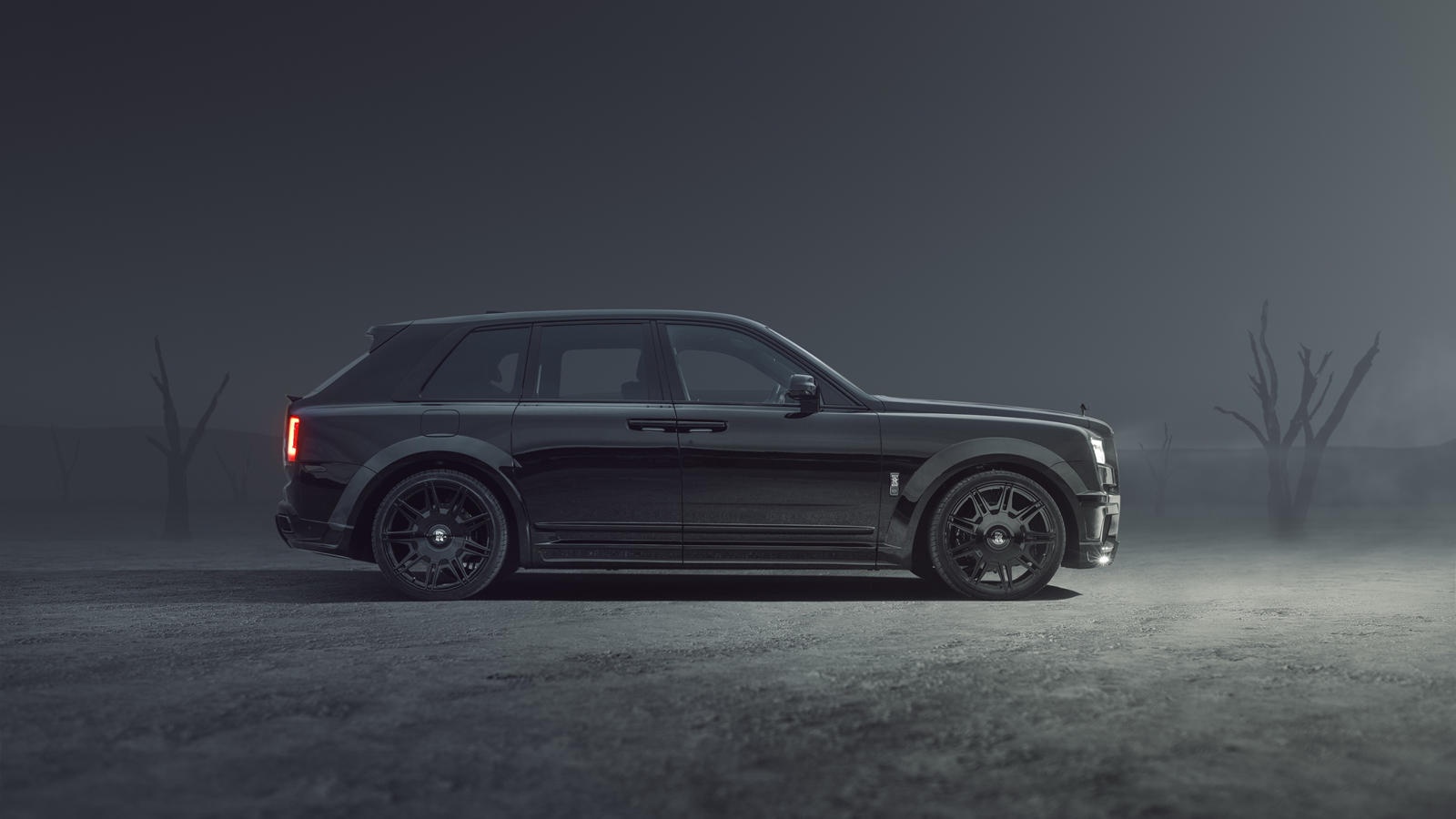 Rolls-Royce Cullinan bản độ thân rộng ảnh 3 Rolls-Royce Cullinan ban do than rong anh 3