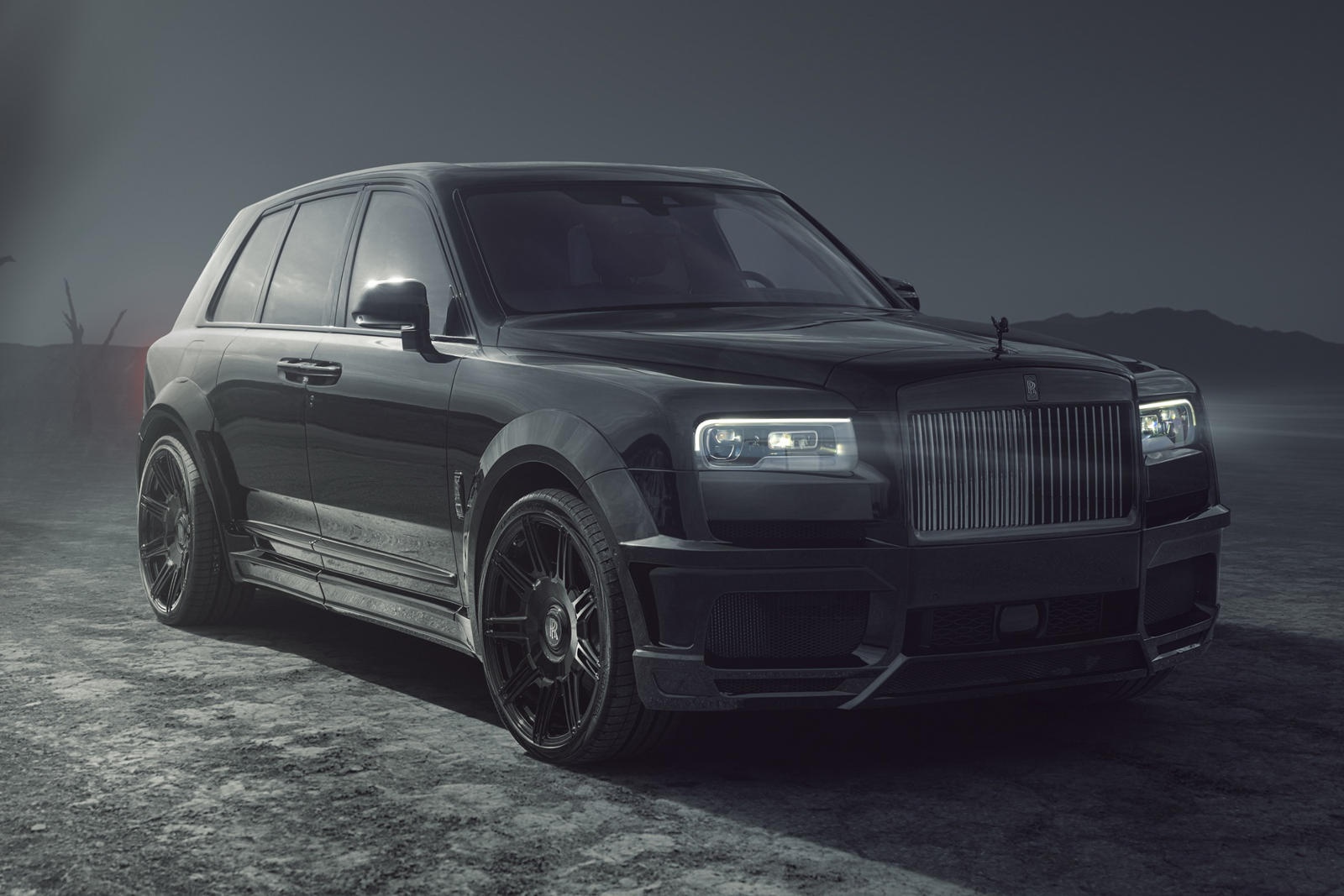 Rolls-Royce Cullinan bản độ thân rộng ảnh 1 Rolls-Royce Cullinan ban do than rong anh 1