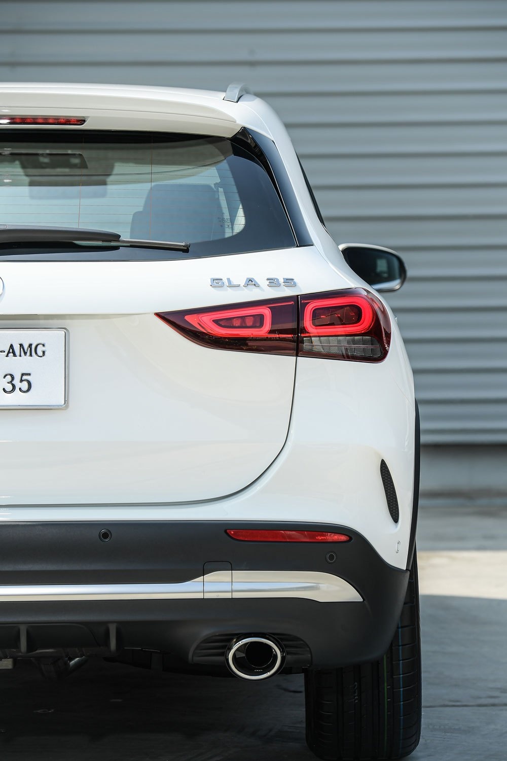 Mercedes-AMG GLA 35 4MATIC 2021 ra mắt tại Thái Lan ảnh 4 Mercedes-AMG GLA 35 4MATIC 2021 ra mat tai Thai Lan anh 4